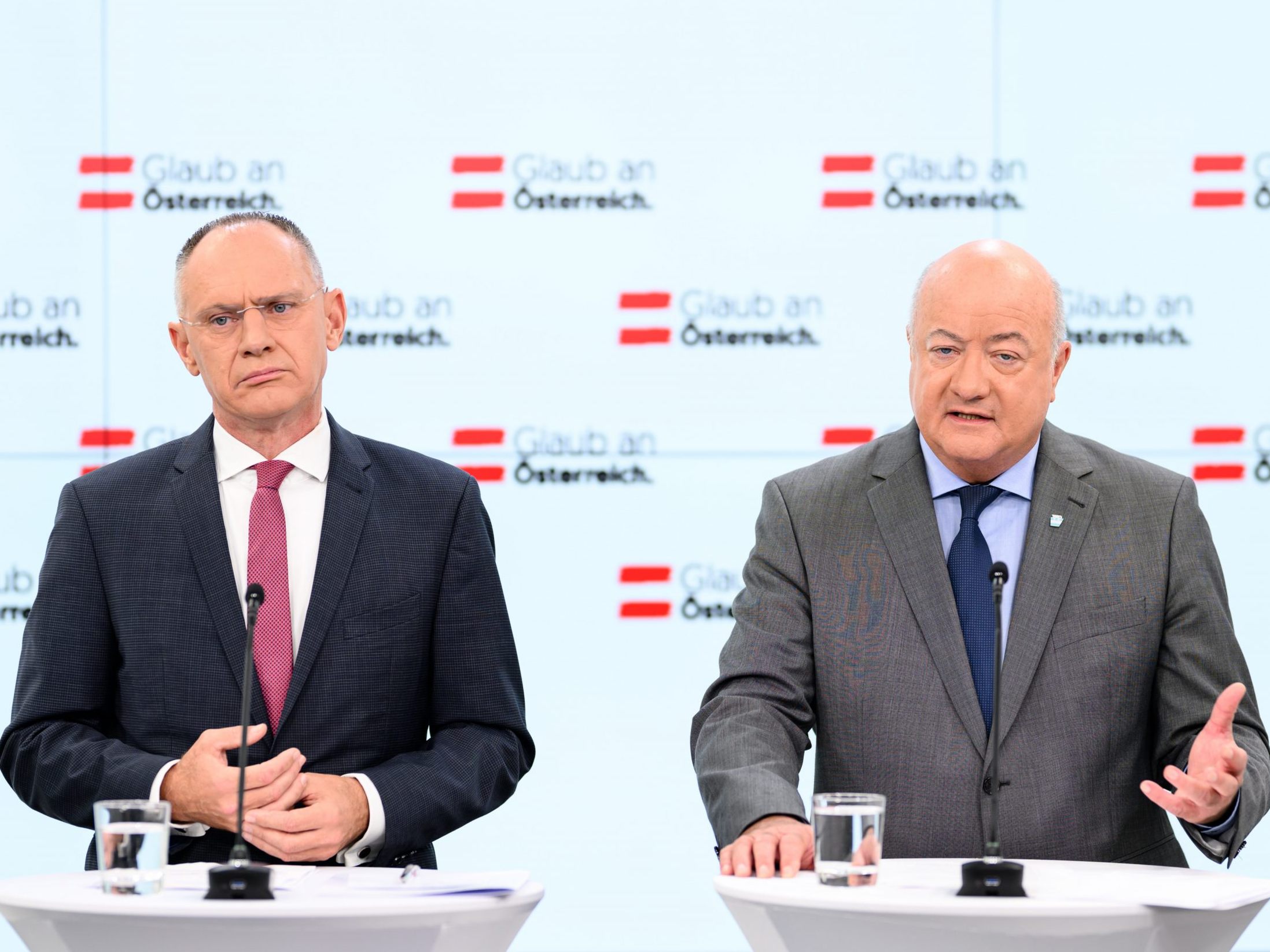 Karner und Stocker planen eine PK zu Asyl und Migration.
