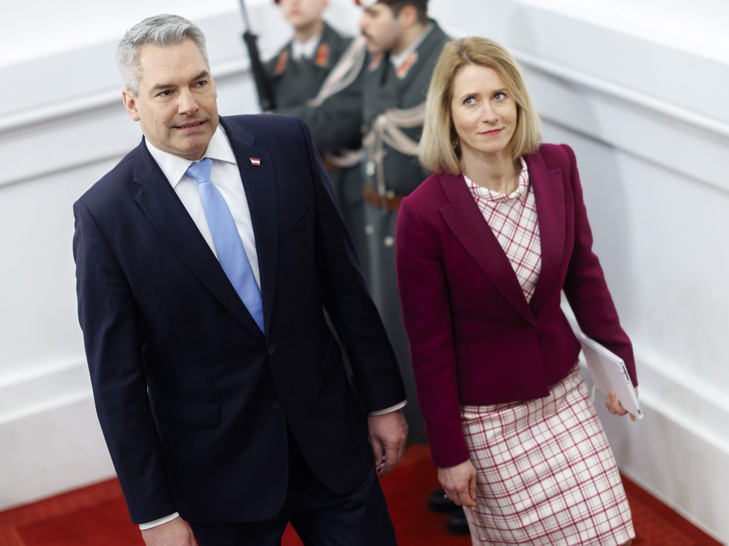 Die estnische Ministerpräsidentin warb beim Wien-Besuch bei Kanzler Nehammer für mehr Unterstützung für die Ukraine. Die estnische Ministerpräsidentin warb beim Wien-Besuch bei Kanzler Nehammer für mehr Unterstützung für die Ukraine.