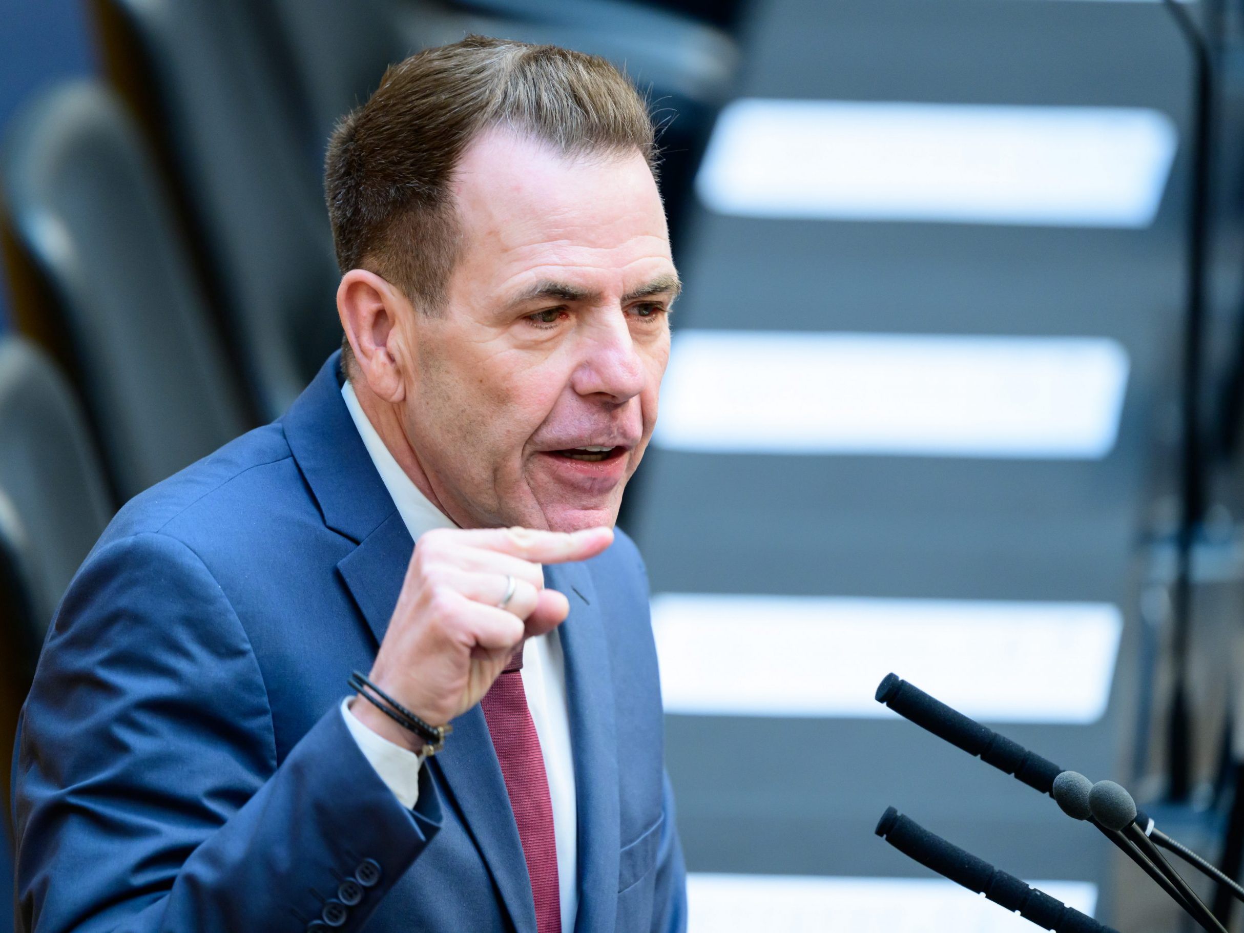 Orban-Forderung für Vilimsky "durchaus überlegenswert". Orban-Forderung für Vilimsky "durchaus überlegenswert".