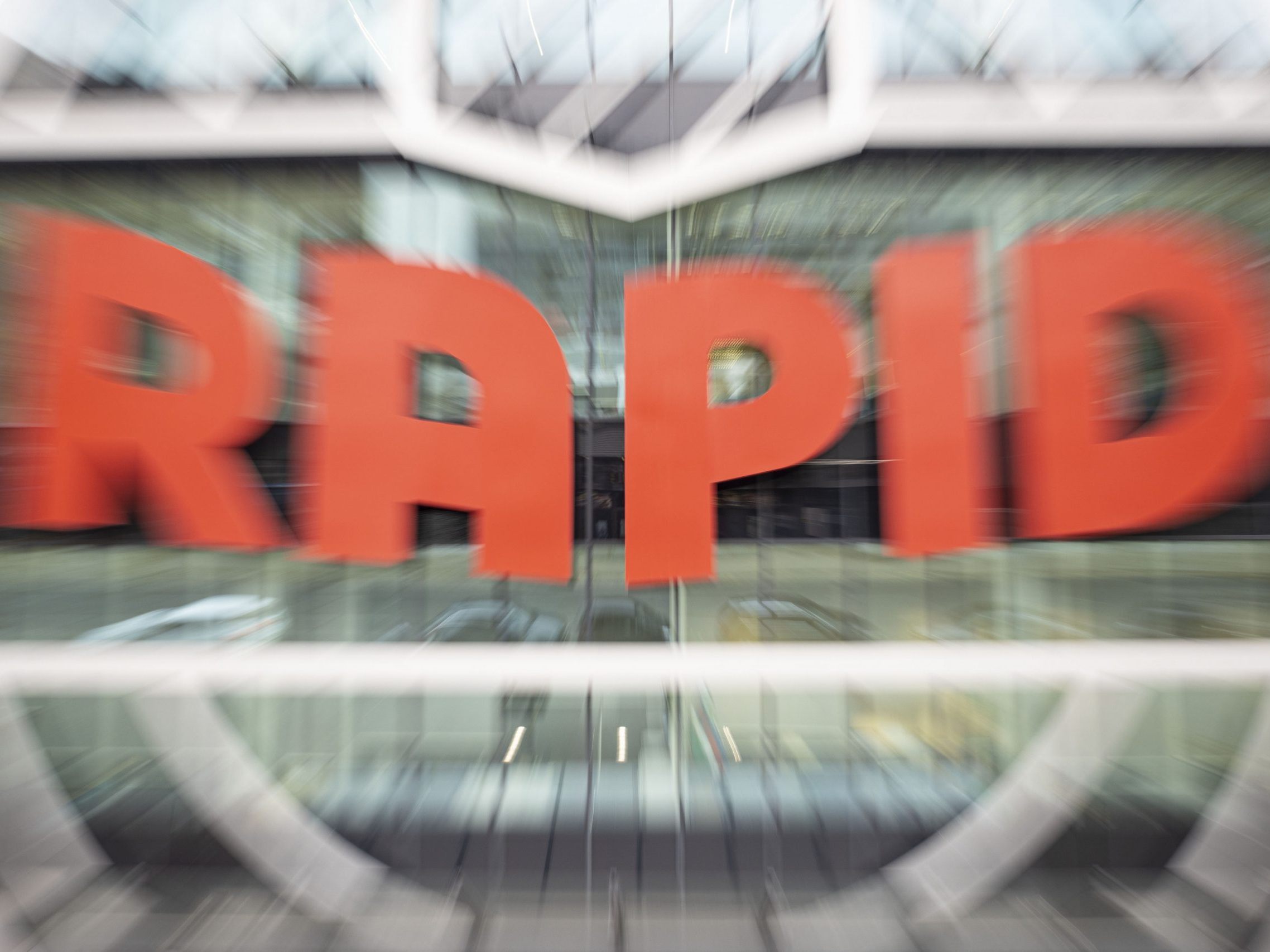 Bundesliga erstattete nach Rapid-Entgleisungen Anzeigen.