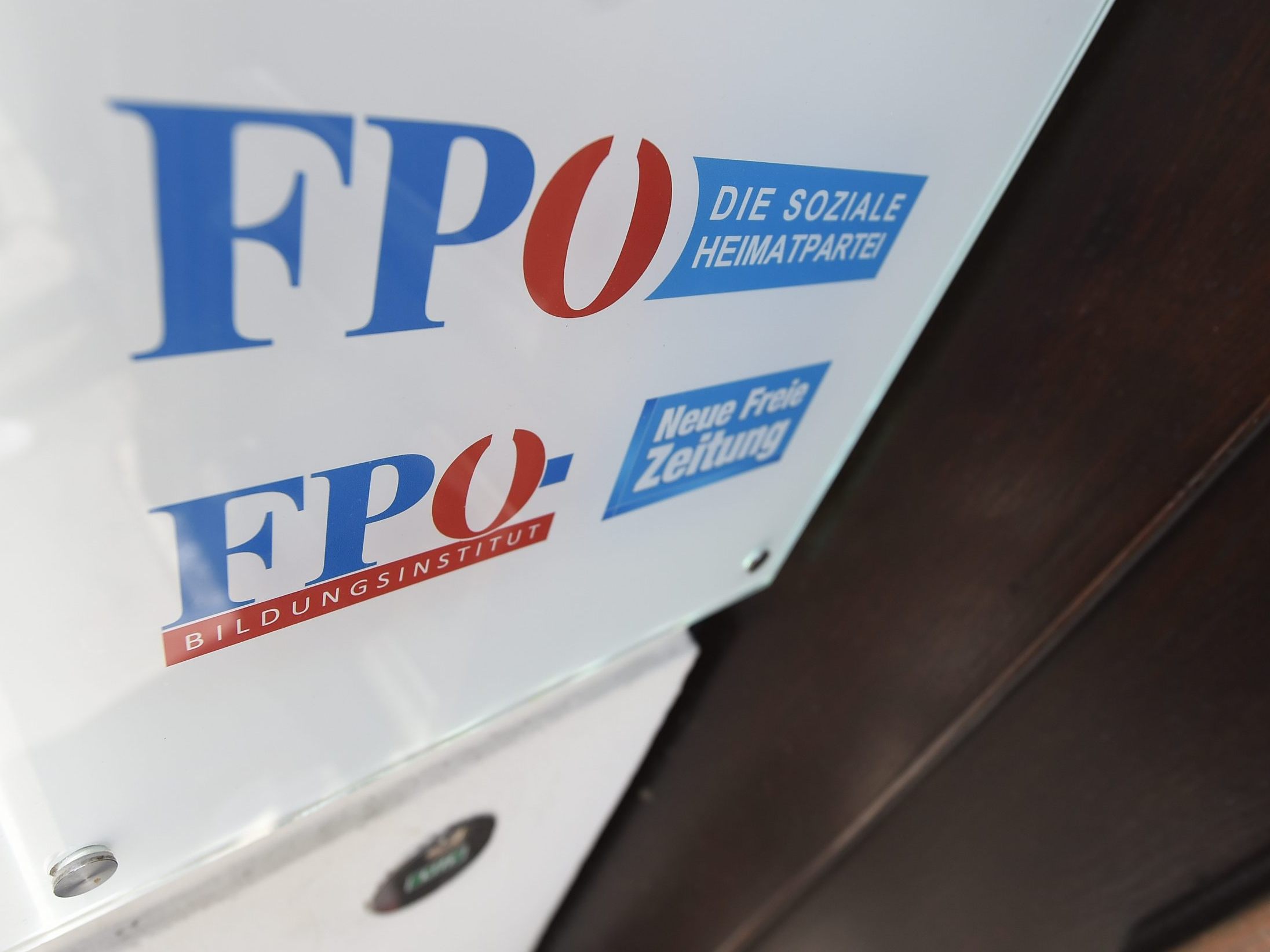 Ein Grüner Gemeinderat bezeichnete einen FPÖ-Politiker in NÖ als "Nazi". Ein Grüner Gemeinderat bezeichnete einen FPÖ-Politiker in NÖ als "Nazi".