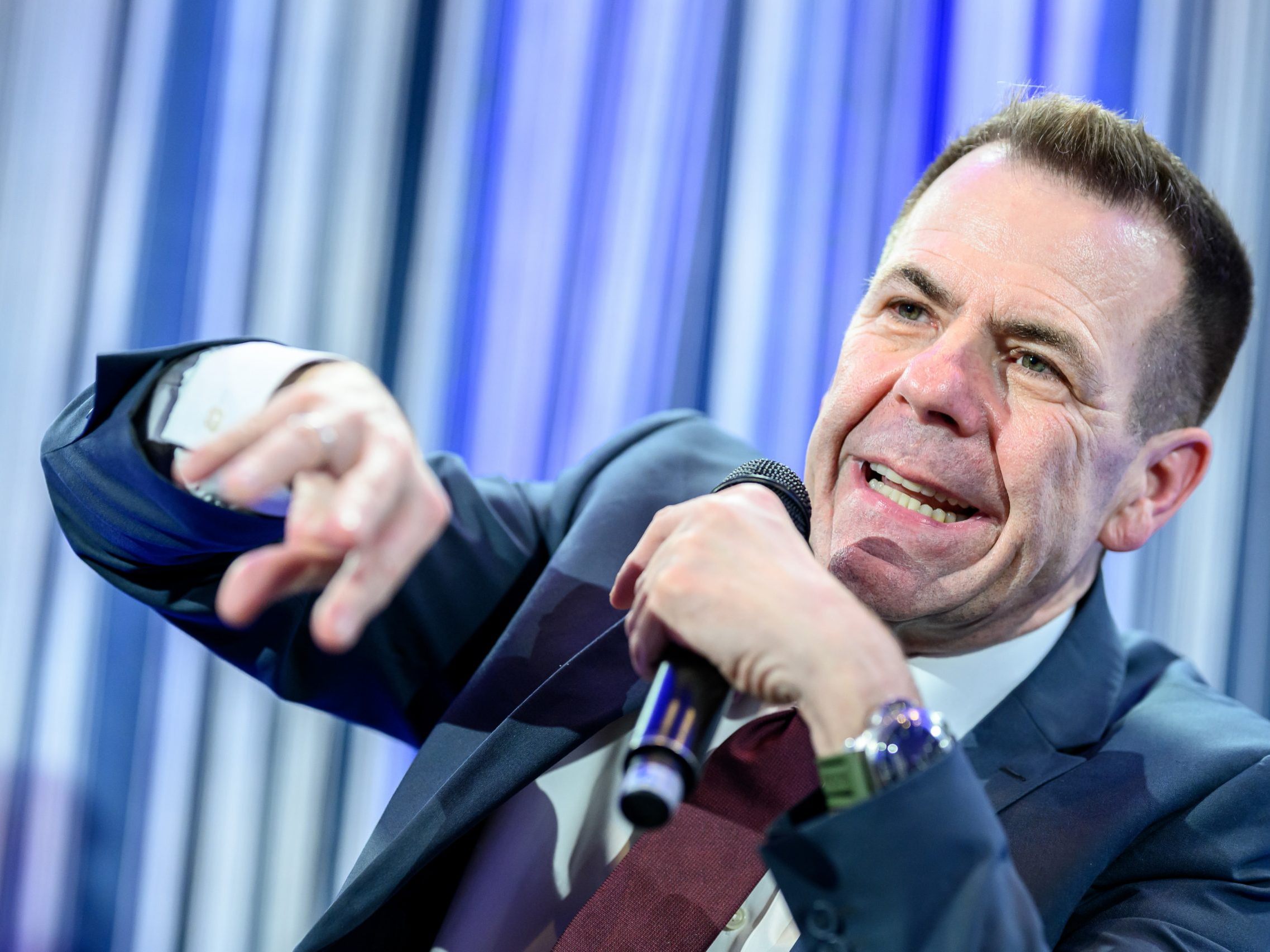 FPÖ-Spitzenkandidat Harald Vilimsky im Portrait.