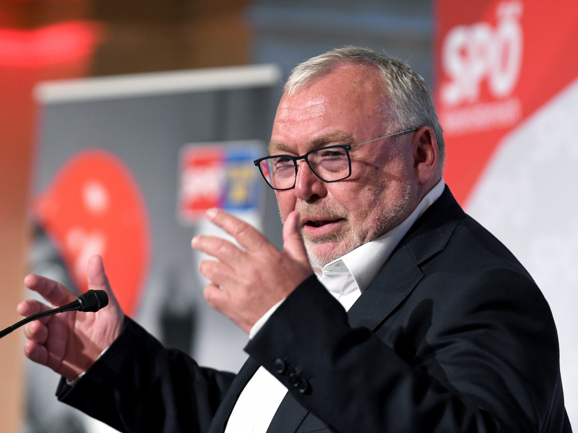 Alt-BK Alfred Gusenbauer droht der Ausschluss. Alt-BK Alfred Gusenbauer droht der Ausschluss.