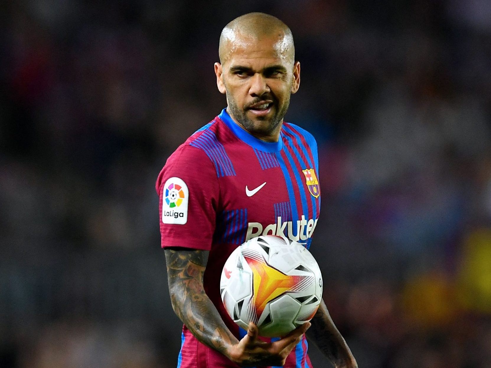 Alves soll Frau zu Sex gezwungen haben