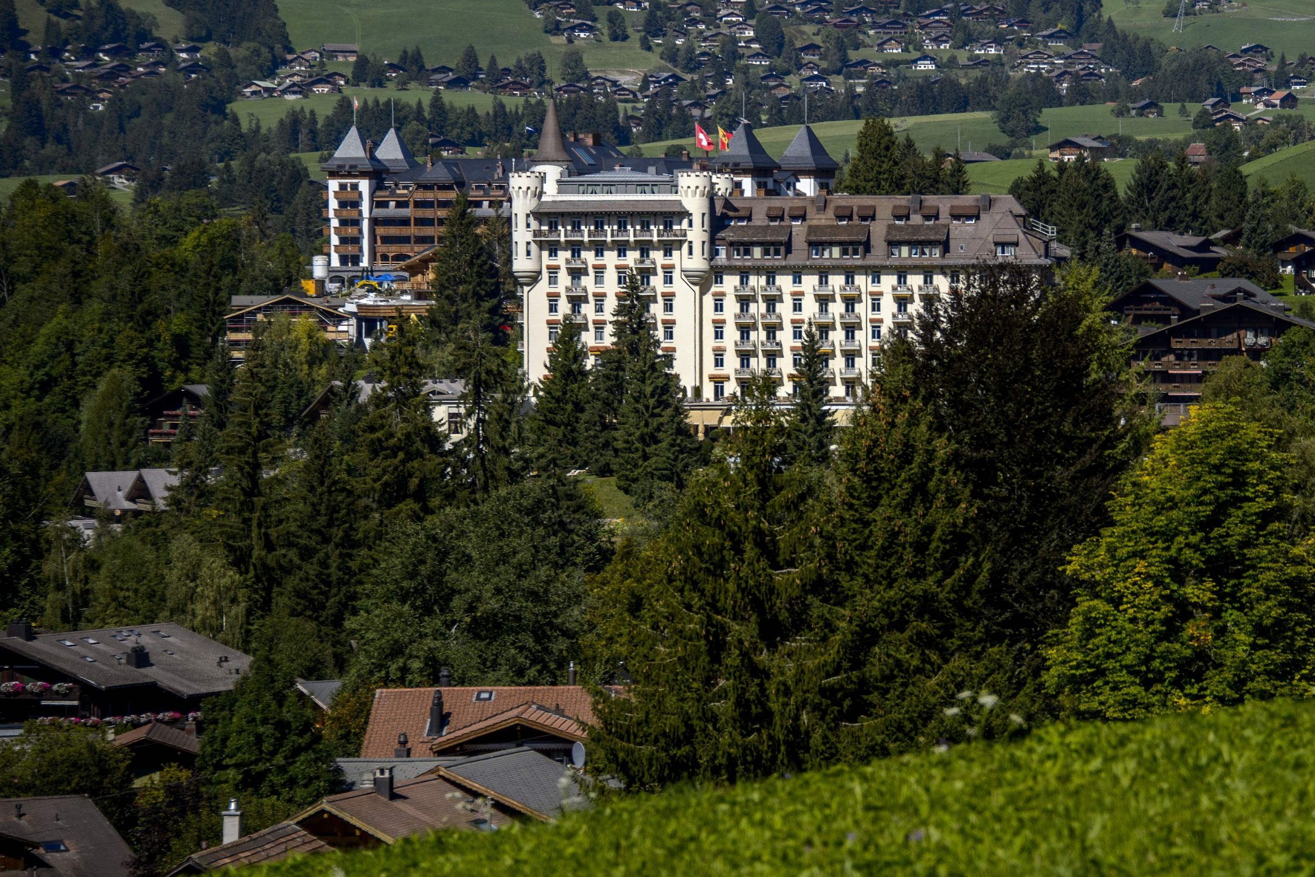 Das "Palace" hat die vielfältigen und einzigartigen Geschichten seiner Gäste im Jahr 2017 in einem Buch festgehalten. Das "Palace" hat die vielfältigen und einzigartigen Geschichten seiner Gäste im Jahr 2017 in einem Buch festgehalten.