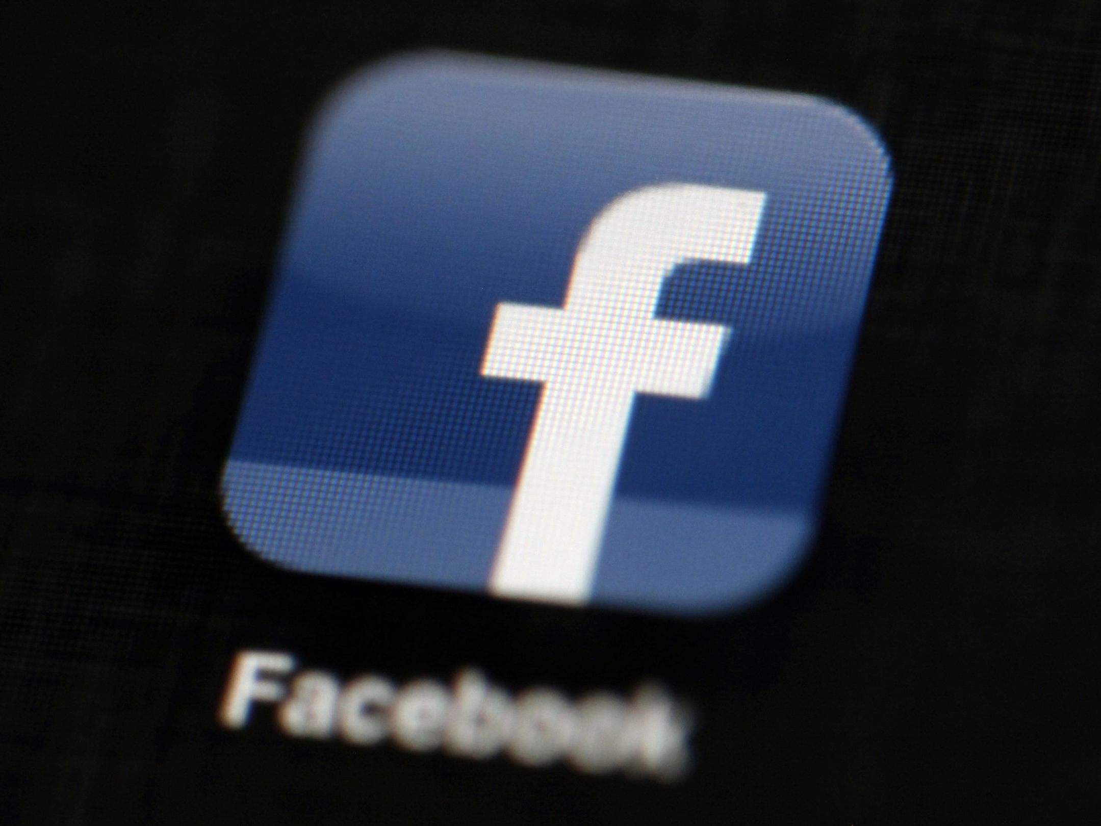Ein Wiener Imam legt nach antisemitischen Postings auf Facebook seine Funktionen zurück.