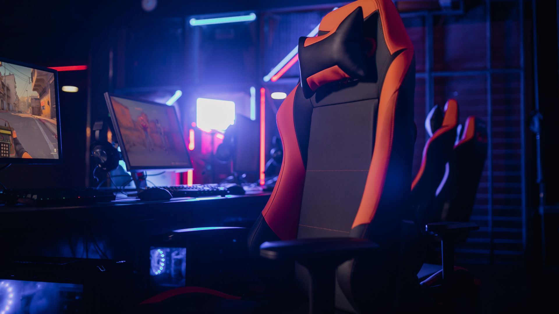 Disney und Epic Games, das Studio hinter dem erfolgreichen Spiel "Fortnite", haben sich zusammengeschlossen, um eine digitale Erlebniswelt zu schaffen. Disney und Epic Games, das Studio hinter dem erfolgreichen Spiel "Fortnite", haben sich zusammengeschlossen, um eine digitale Erlebniswelt zu schaffen.