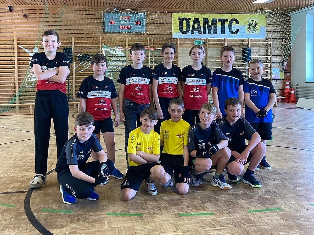 Die Teams in der Schüler C: Elias Nessler, Daniel Wiesbauer, Kilian Hagen, Amelie Rusch und Frieda Rümmele . Die Teams in der Schüler C: Elias Nessler, Daniel Wiesbauer, Kilian Hagen, Amelie Rusch und Frieda Rümmele .