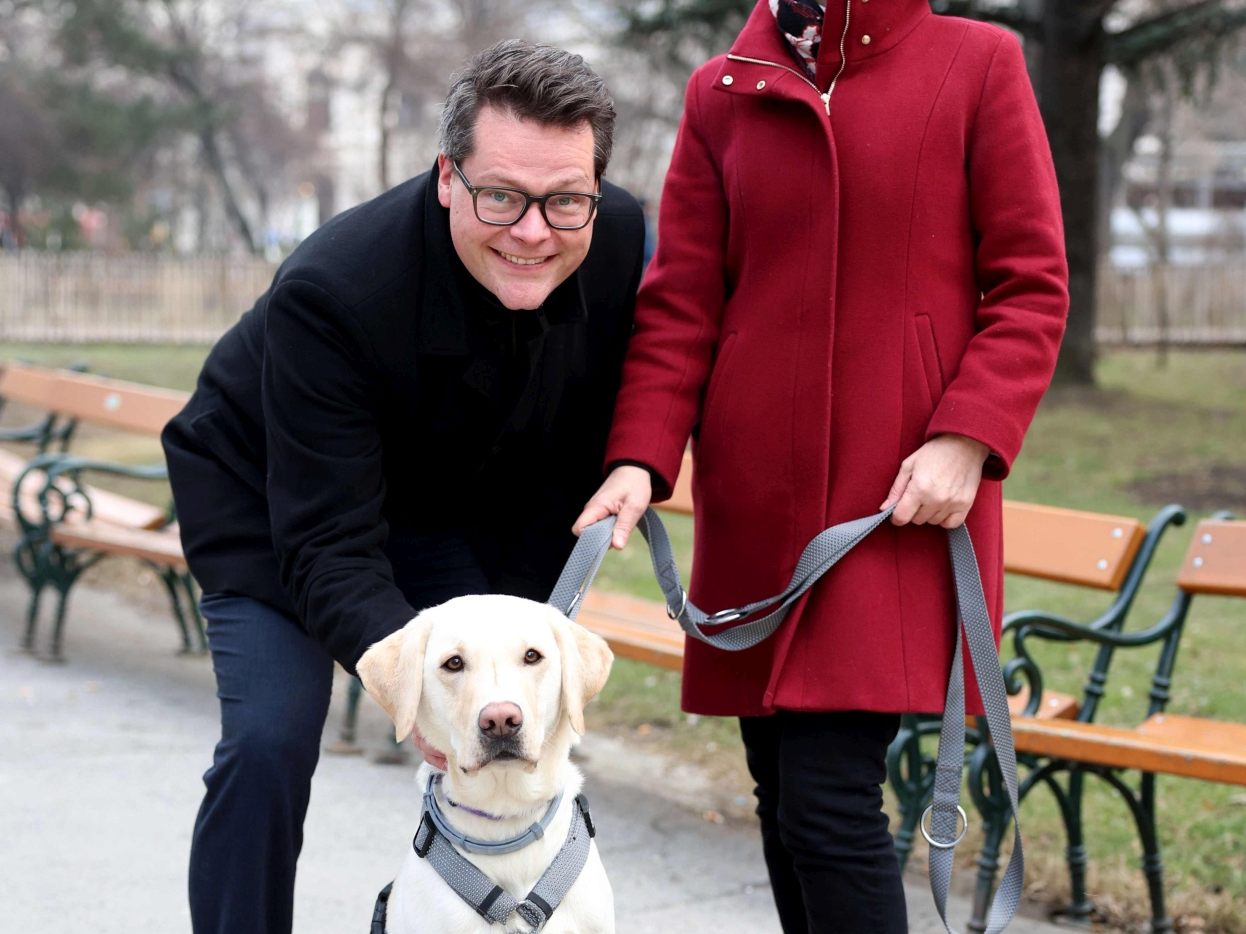 Stadt Wien bietet das "Gratis-Registrieren" von Hunden an.