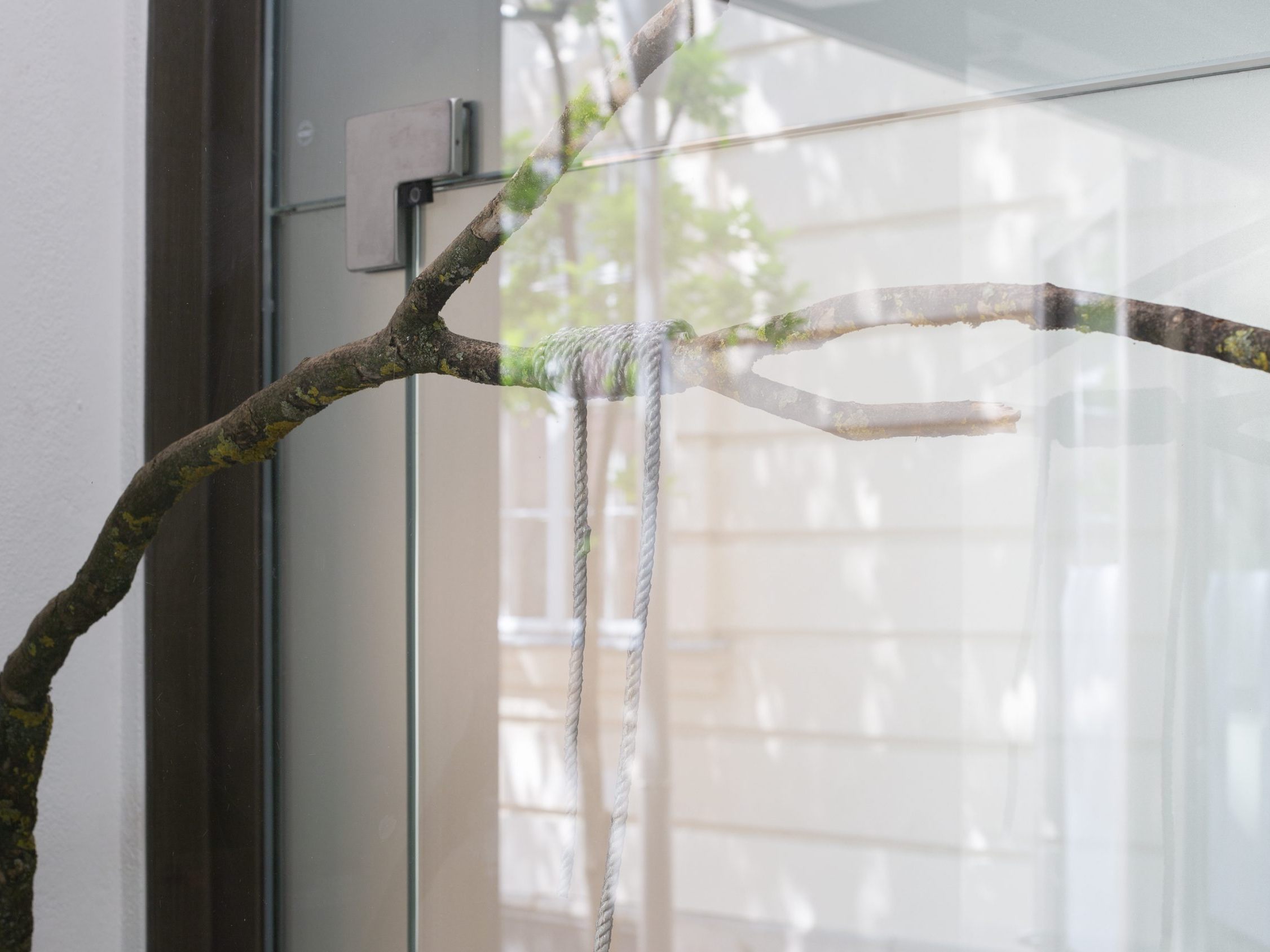 Noch sind letzte Handgriffe im Angelika-Kauffmann-Museum nötig, bevor die Ausstellung Chiara Bals ›Rock, Paper, Scissors” am 8. März eröffnet wird Noch sind letzte Handgriffe im Angelika-Kauffmann-Museum nötig, bevor die Ausstellung Chiara Bals ›Rock, Paper, Scissors” am 8. März eröffnet wird