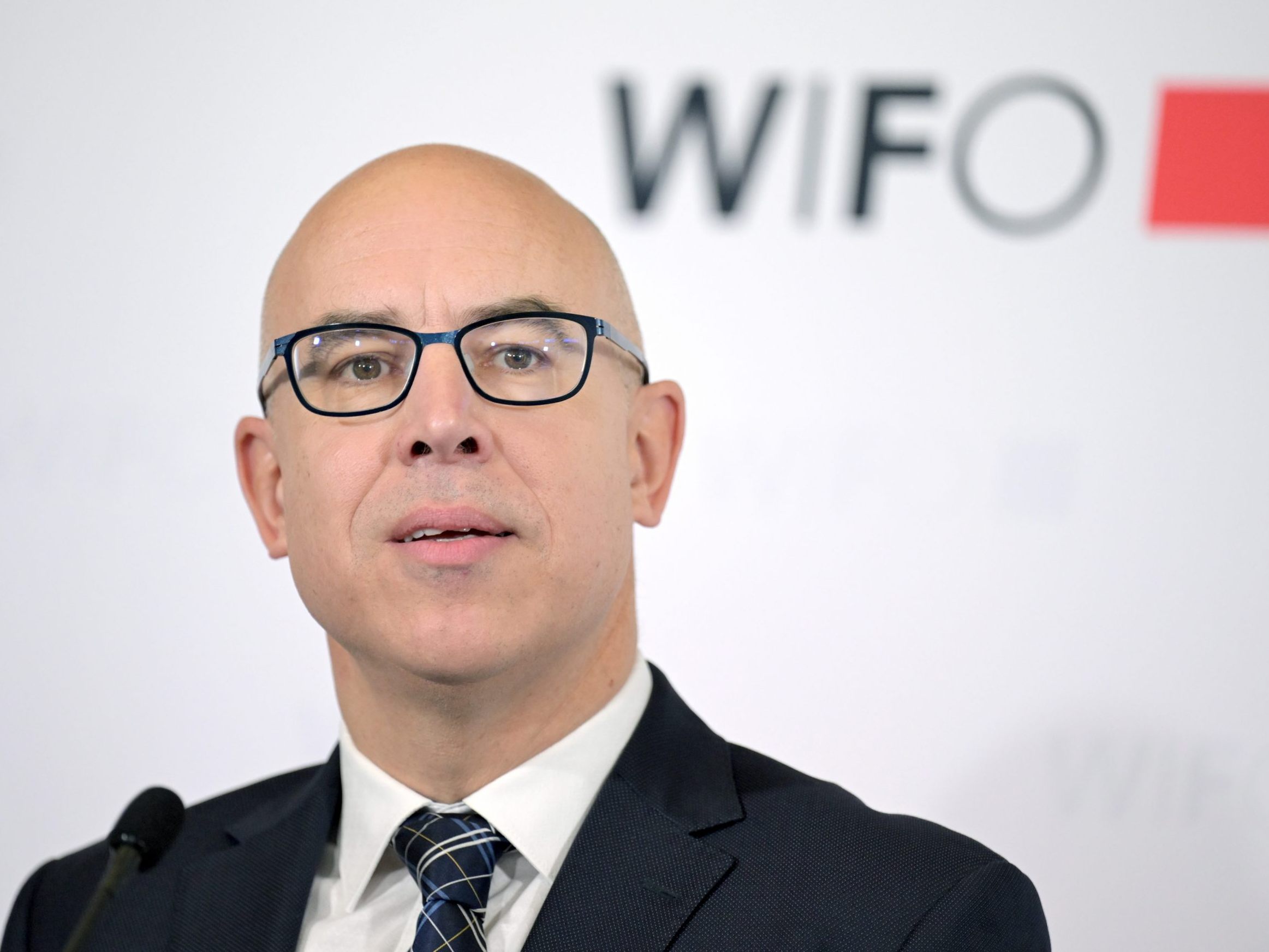 Das Wifo wird die Konjunkturprognose nach unten revidieren. Das Wifo wird die Konjunkturprognose nach unten revidieren.