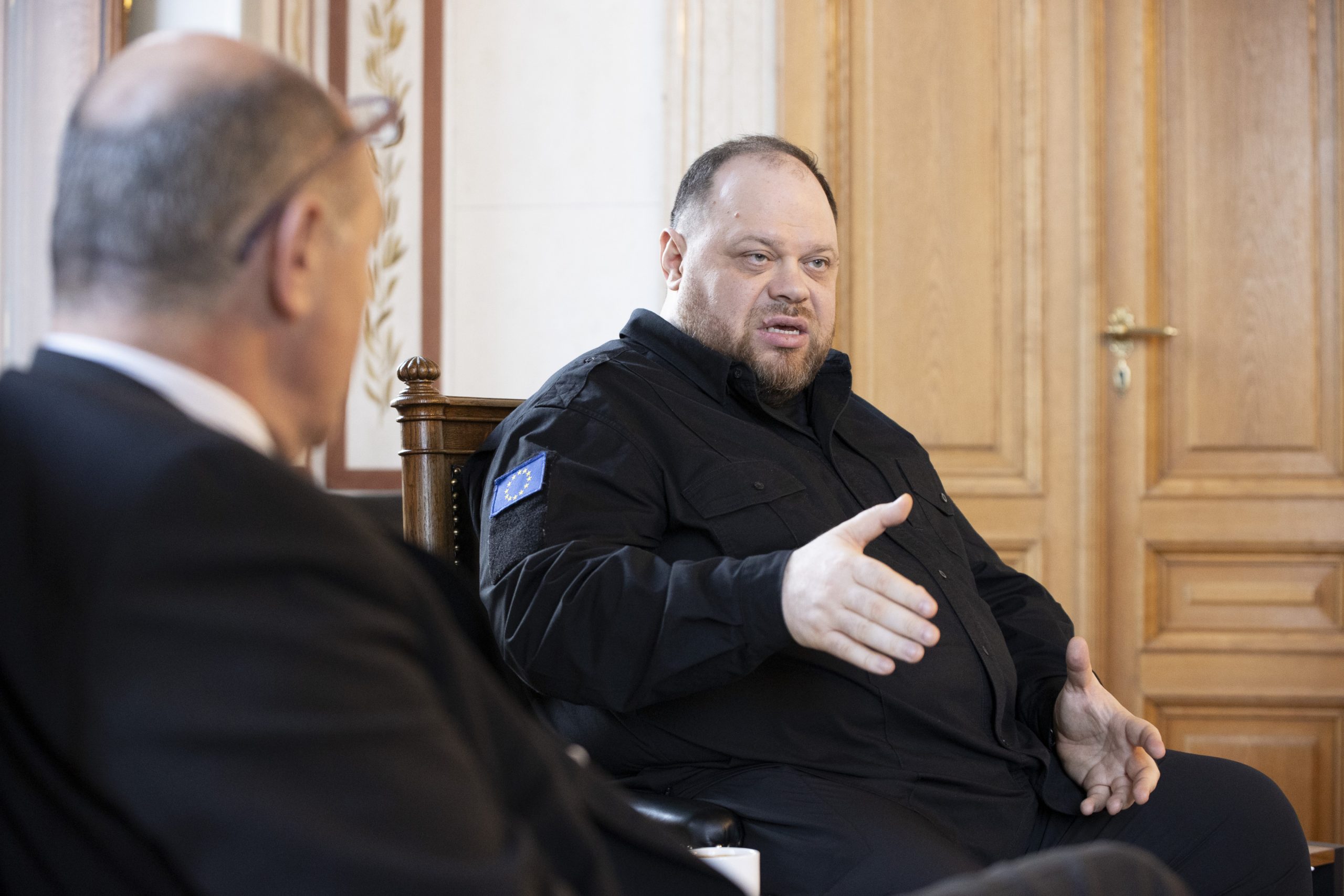 : "Wer kämpfen kann, muss kämpfen, und wer nicht kämpfen kann, muss der ukrainischen Armee helfen." : "Wer kämpfen kann, muss kämpfen, und wer nicht kämpfen kann, muss der ukrainischen Armee helfen."
