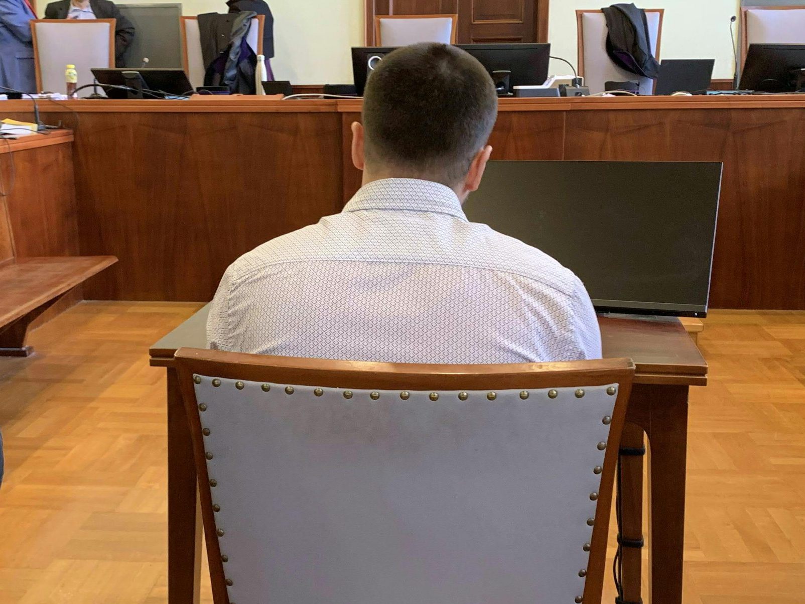 Zu 19 Jahren Haft wurde der Angeklagte nach einer Messerattacke verurteilt. Zu 19 Jahren Haft wurde der Angeklagte nach einer Messerattacke verurteilt.