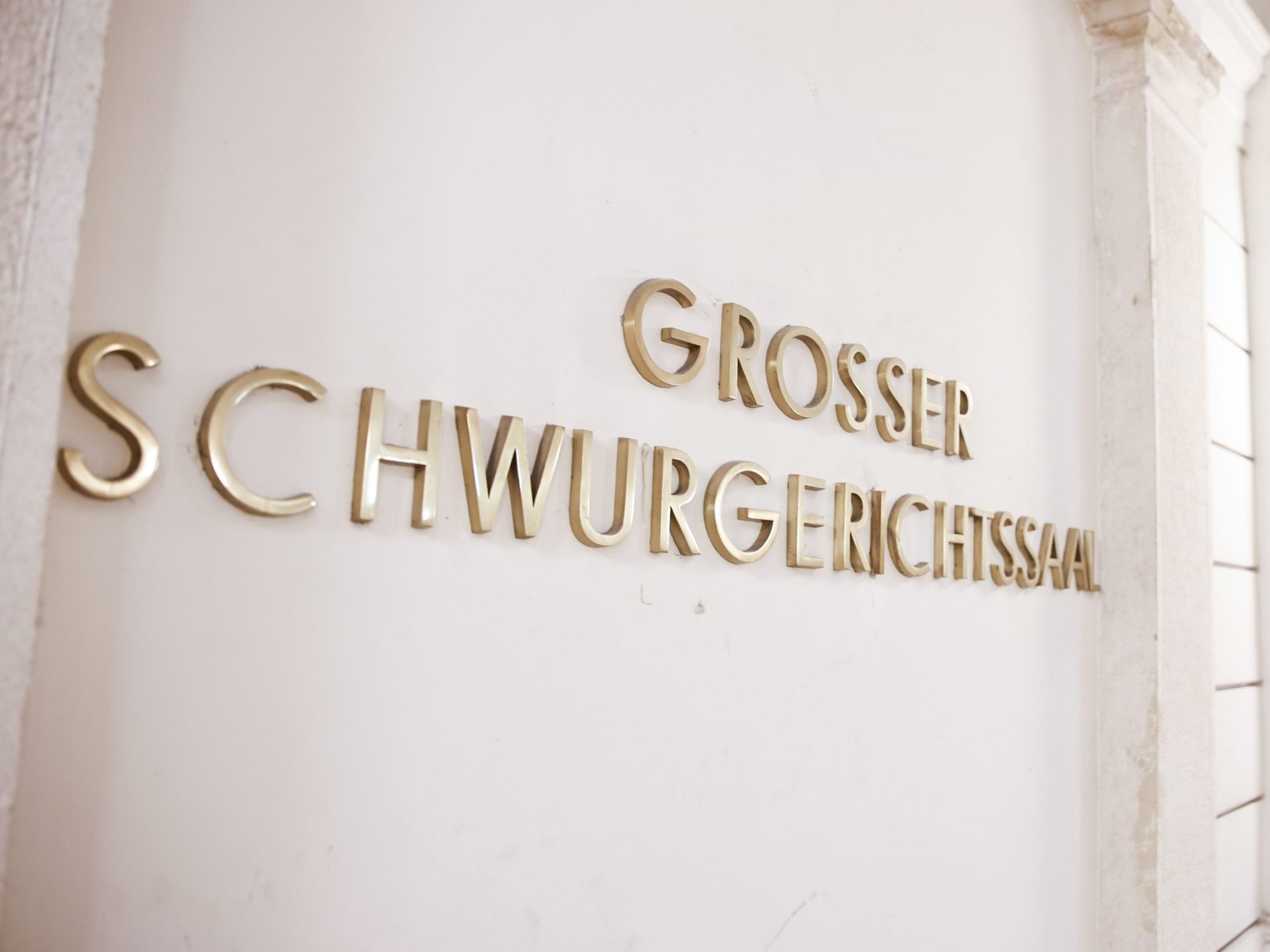 Im Prozess um den Macheten-Mord droht den Angeklagten lange Haft. Im Prozess um den Macheten-Mord droht den Angeklagten lange Haft.