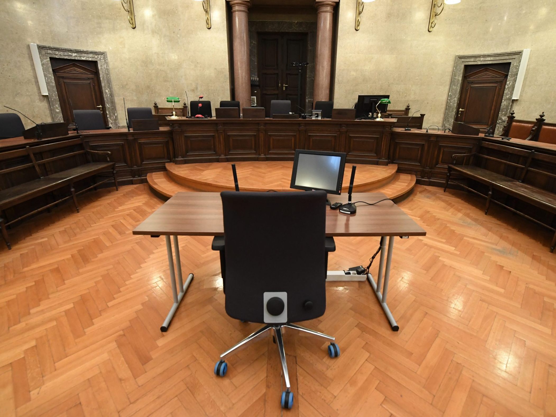 Der zweite Terror-Prozess gegen den im April 2018 zu neun Jahren Haft verurteilten IS-Terroristen Lorenz K. beginnt am 26. April. Der zweite Terror-Prozess gegen den im April 2018 zu neun Jahren Haft verurteilten IS-Terroristen Lorenz K. beginnt am 26. April.
