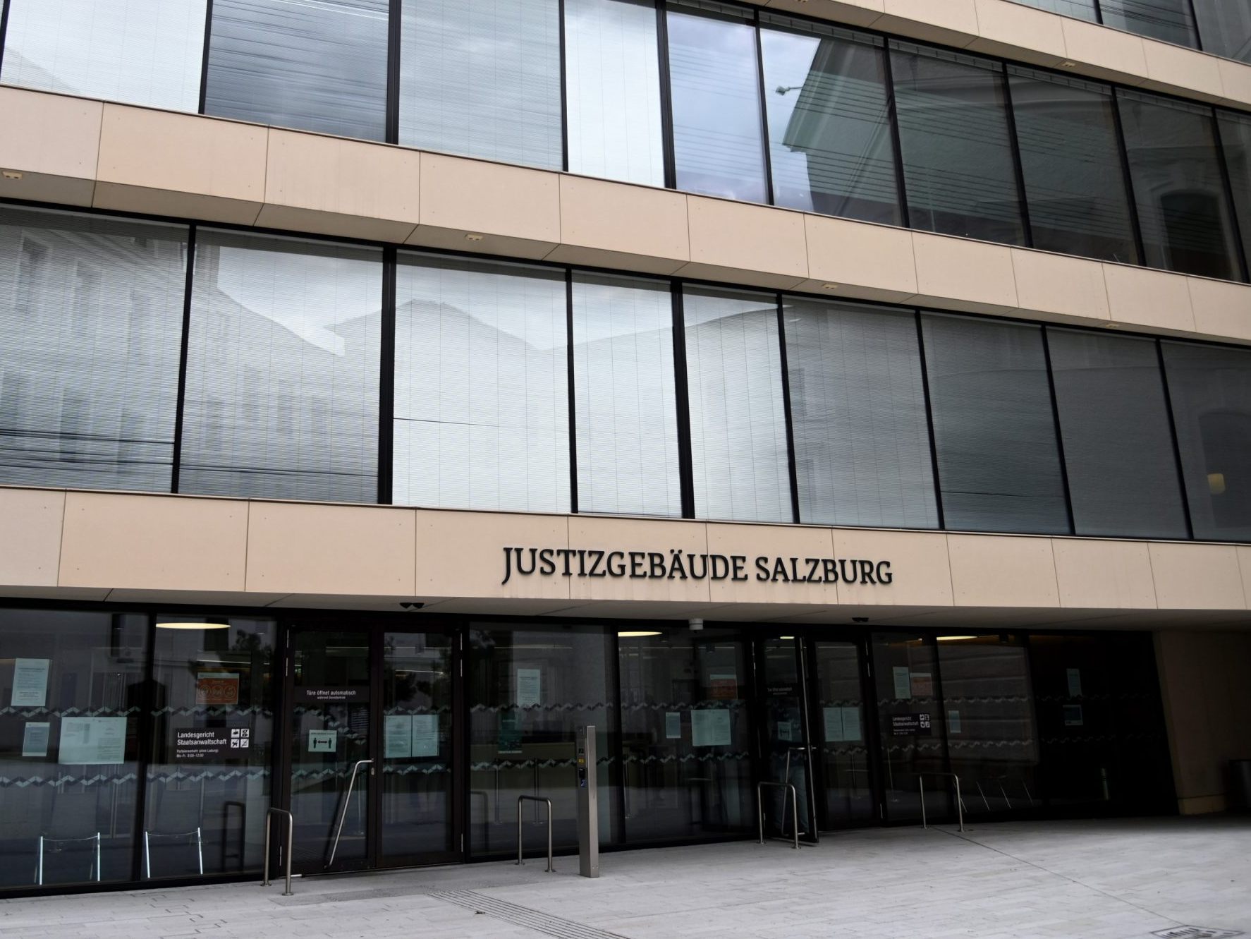Das Landesverwaltungsgericht hob die Geldstrafen auf. Das Landesverwaltungsgericht hob die Geldstrafen auf.