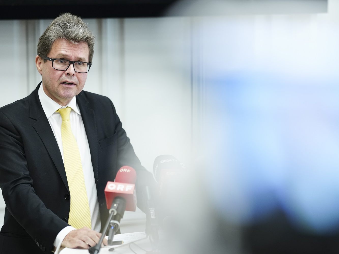 Mit der Reform werde eine der weltweit längsten Lehrerausbildungen verkürzt, erklärte der Bildungsminister.