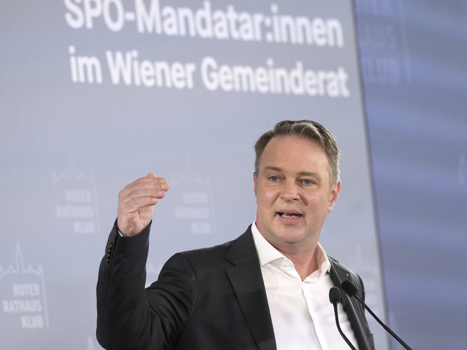 Babler bei Klubtagung der Wiener SPÖ.