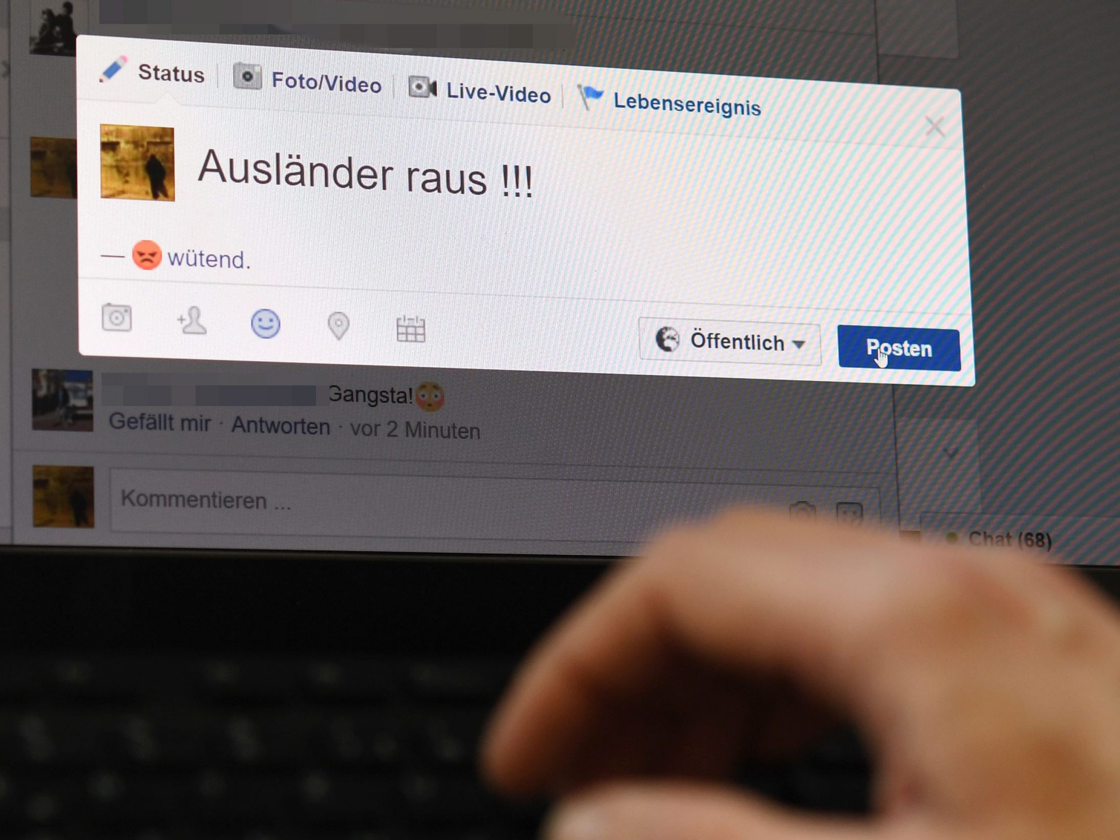 58 Prozent der gemeldeten Fälle von Rassimus geschehen im Internet.