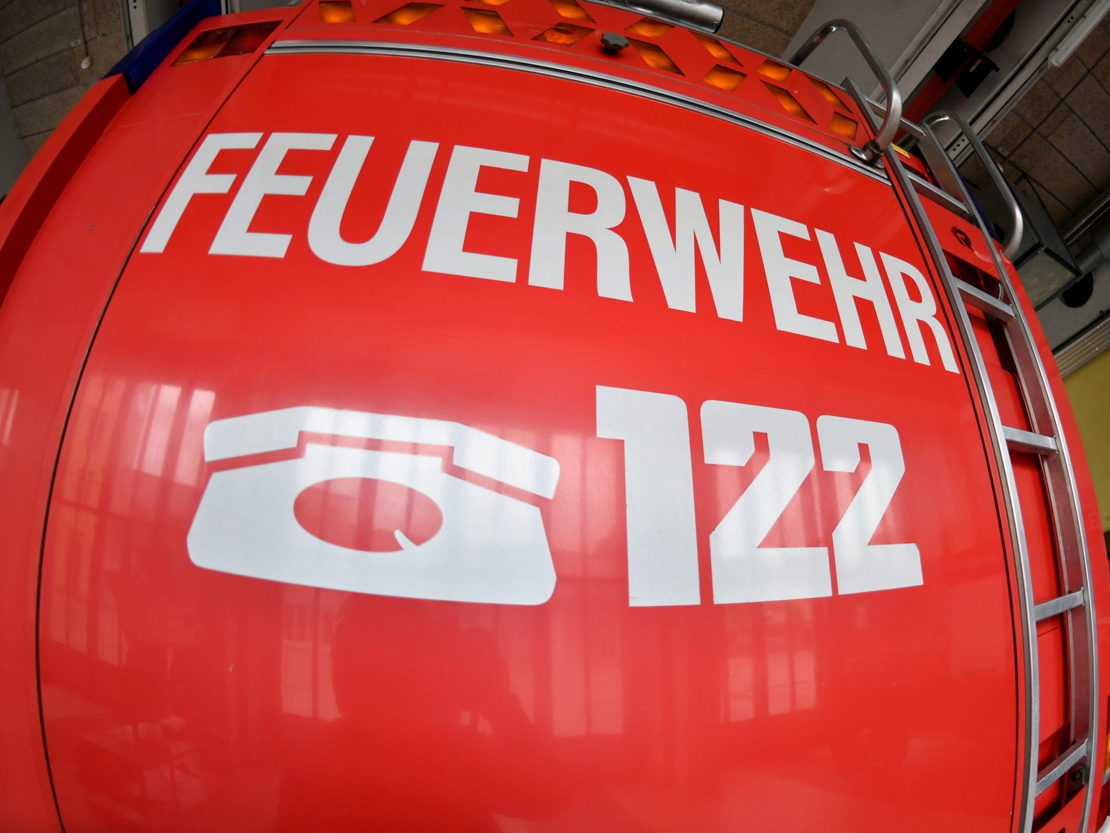 Die Feuerwehr must in Baden wegen einem Kleinkind ausrücken.