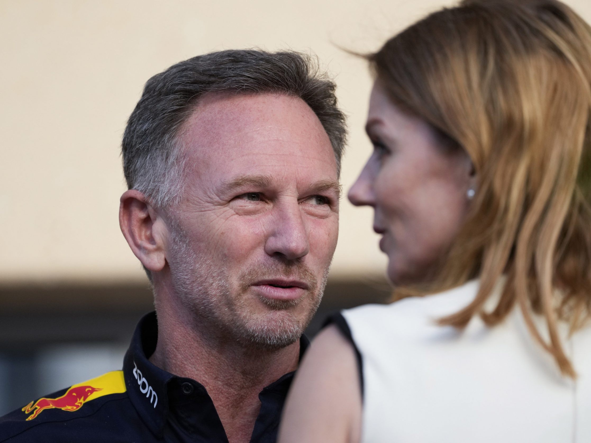 Mitarbeiterin von Red Bull laut Medienberichten suspendiert Mitarbeiterin von Red Bull laut Medienberichten suspendiert