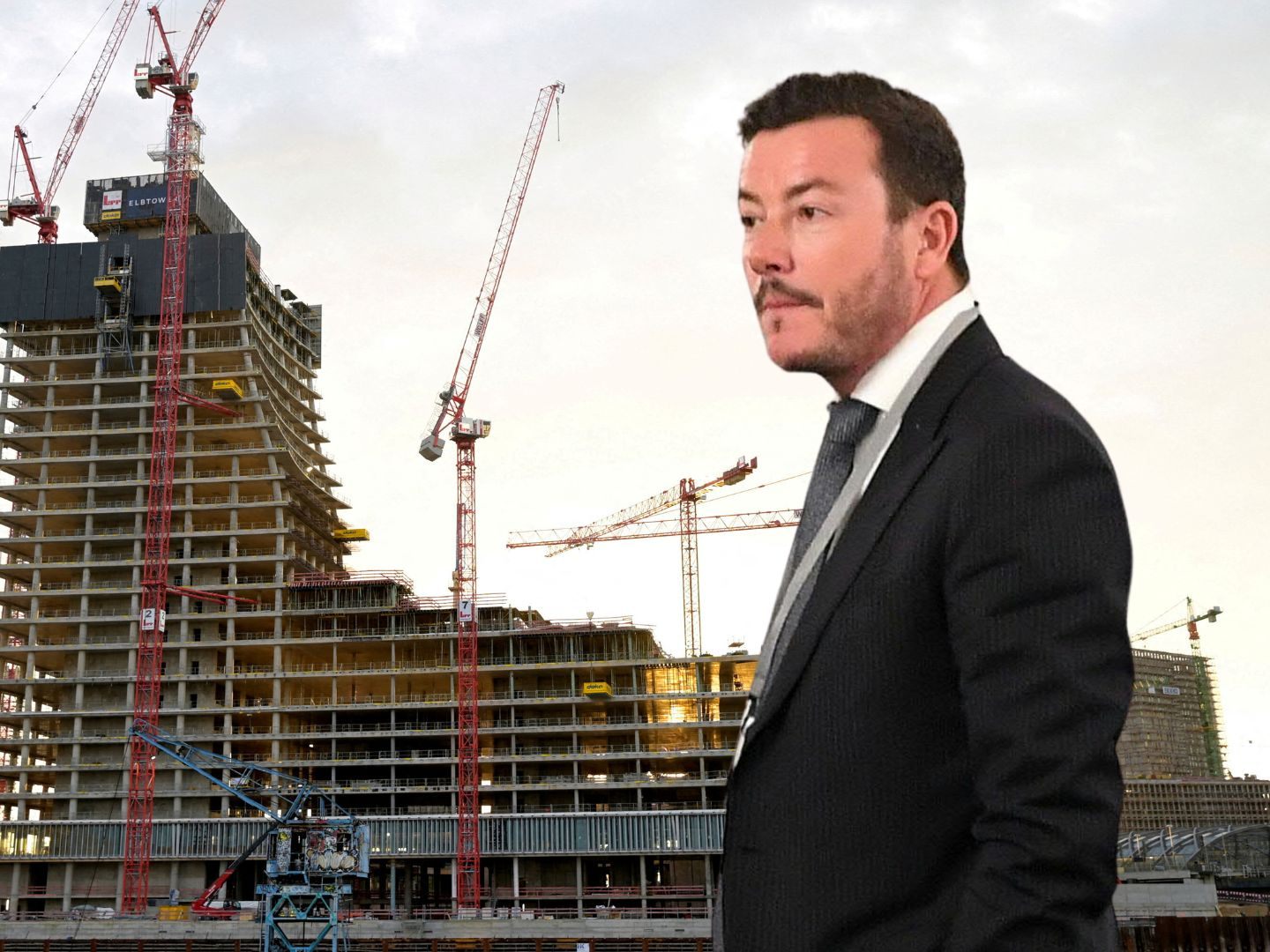 Nach der Insolvenz der deutschen Elbtower-Projektgesellschaft soll Mitte März der Verkaufsprozess für den unvollendeten Hochhausbau beginnen. Nach der Insolvenz der deutschen Elbtower-Projektgesellschaft soll Mitte März der Verkaufsprozess für den unvollendeten Hochhausbau beginnen.