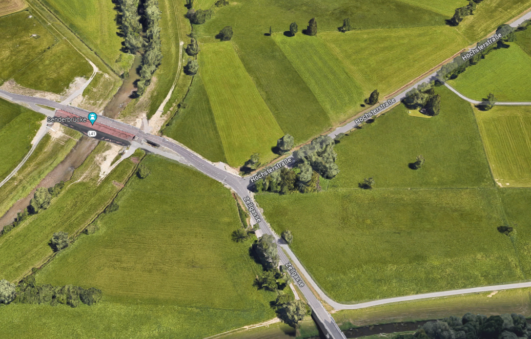 Der 34-jährige österreichische Staatsbürger befand sich gegen 2.30 Uhr auf der Fahrt von Lustenau nach Dornbirn, als er in der Höchsterstraße vom Auto der Täter überholt.
