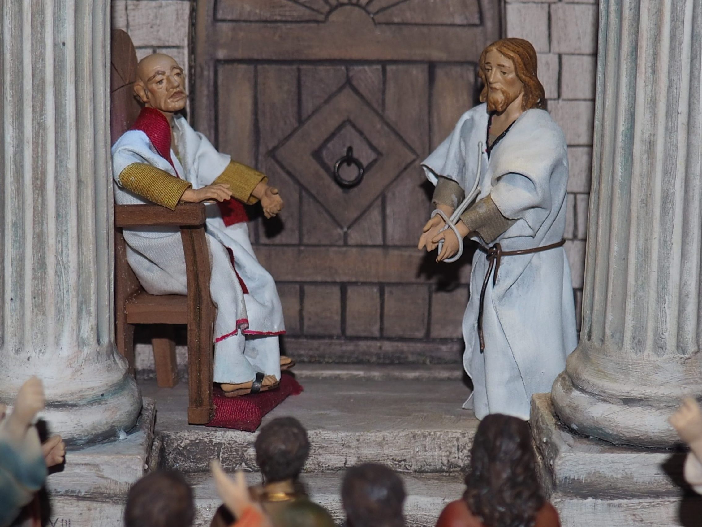 In der Röthner Pfarrkirche steht derzeit die besondere Fastenkrippe.