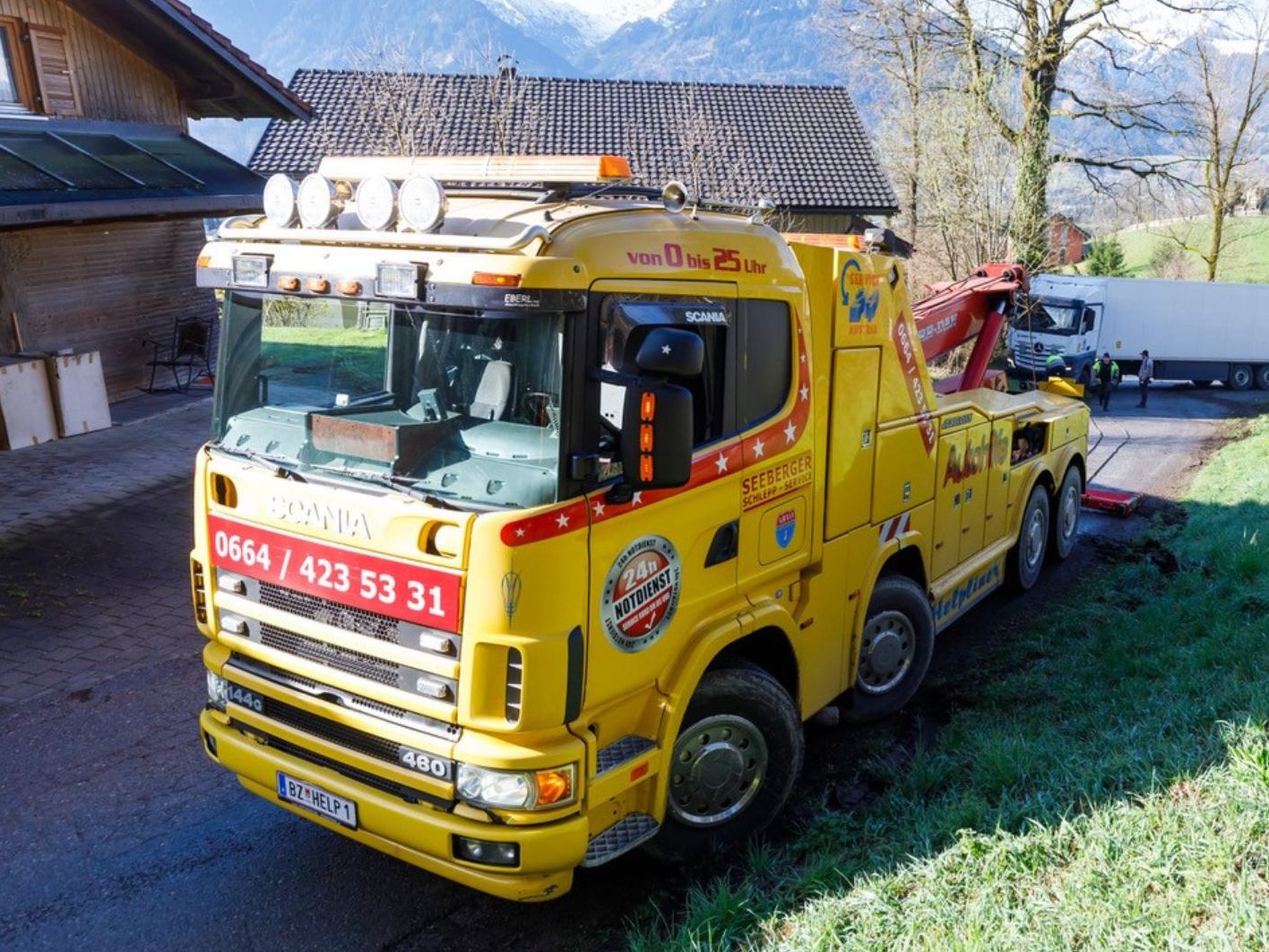 Lkw konnte erst am Folgetag aus der misslichen Lage befreit werden