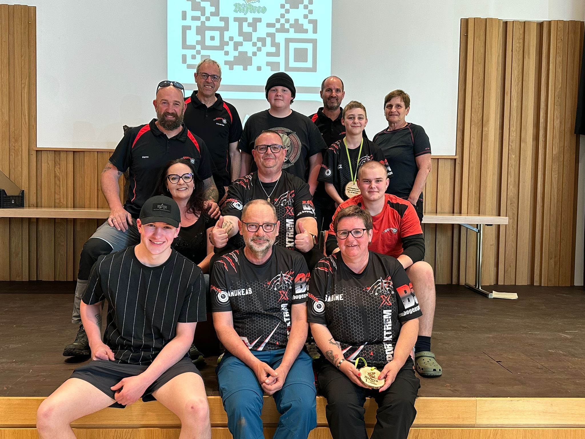 Gruppenbild der Teilnehmer