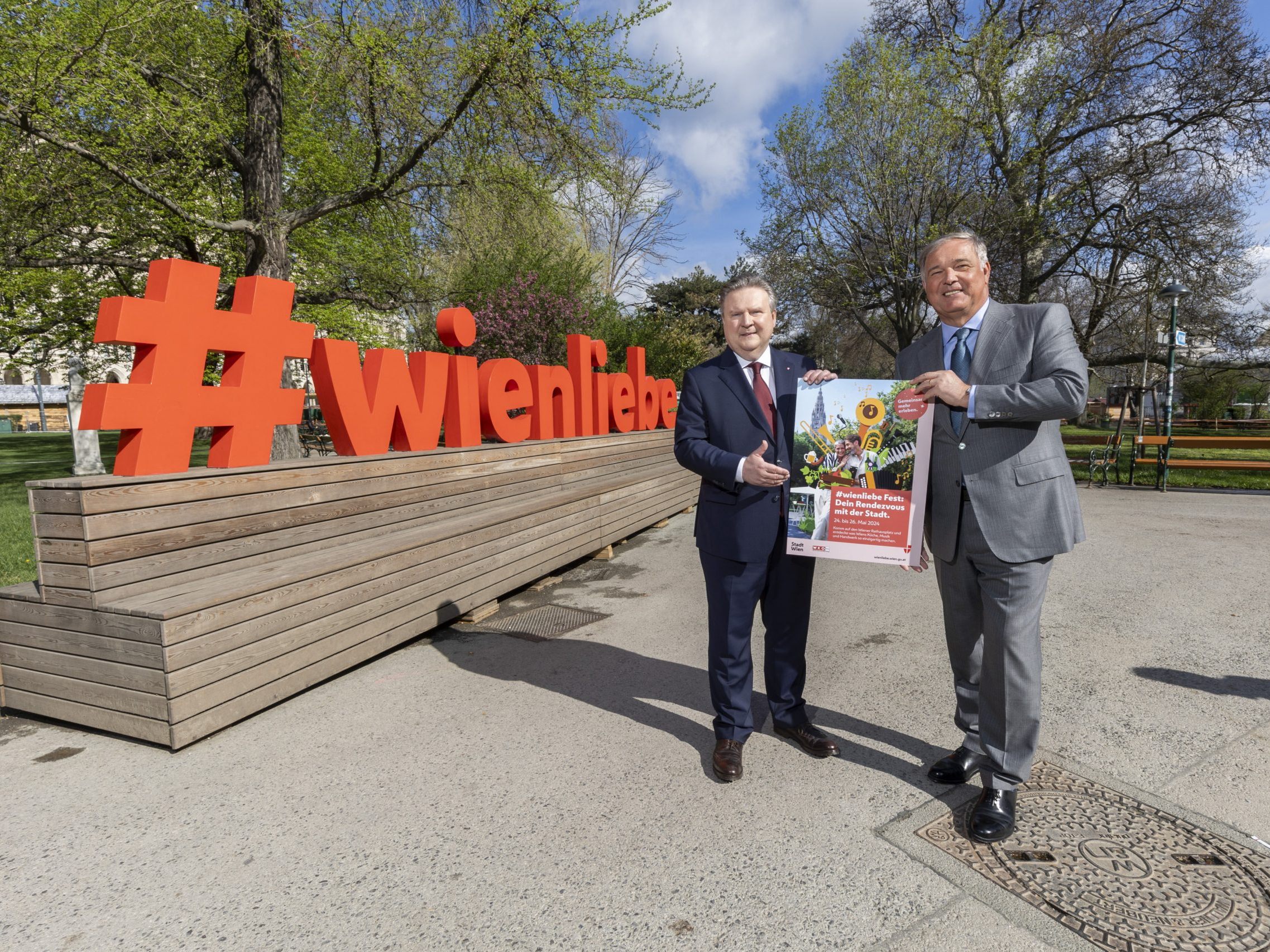 Ein neues Festival feiert Wien im Mai am Rathausplatz. Ein neues Festival feiert Wien im Mai am Rathausplatz.