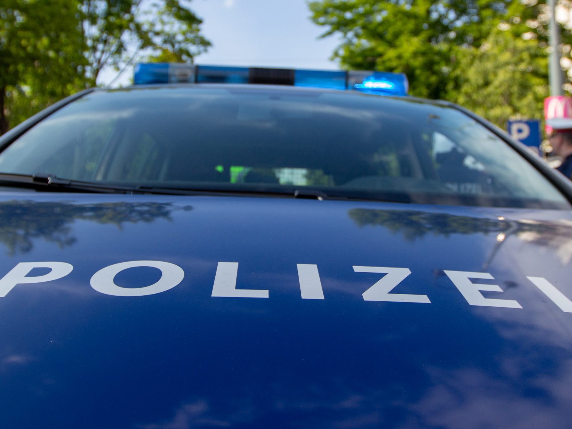 Zwei Einbrecher wurden in Wien auf frischer Tat ertappt. Zwei Einbrecher wurden in Wien auf frischer Tat ertappt.