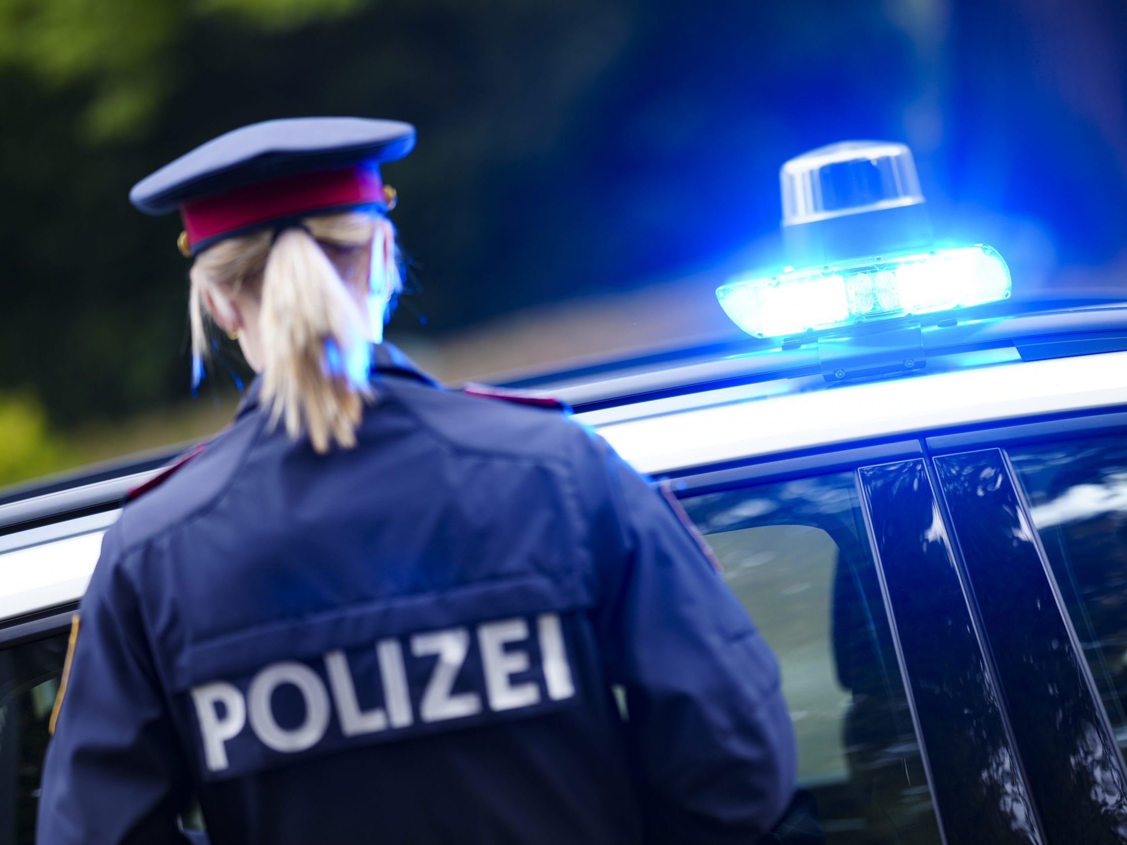 Die Polizei stoppte einen Raser in OÖ. Die Polizei stoppte einen Raser in OÖ.