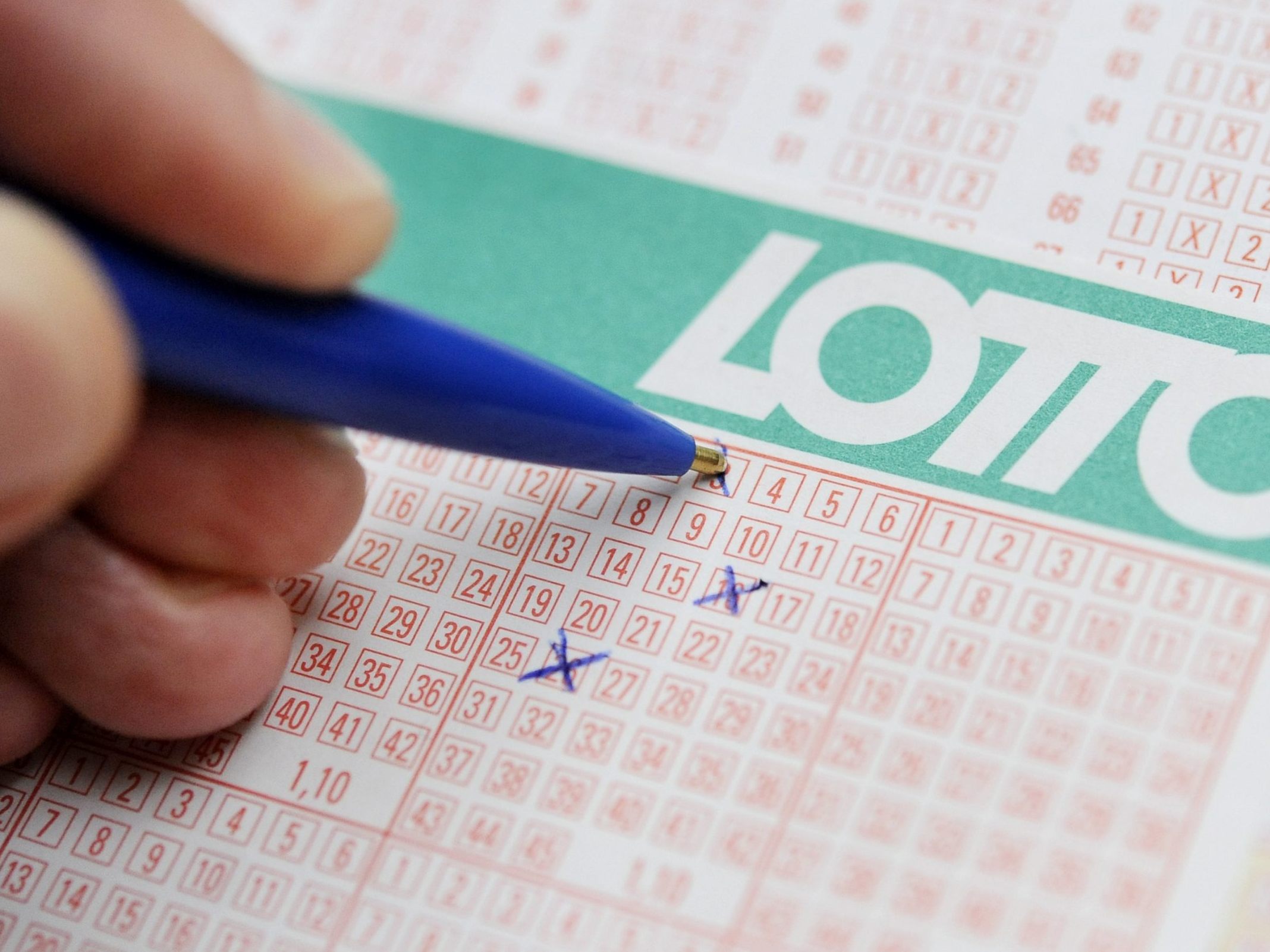 Ein Lotto-Vierfachjackpot wartet.