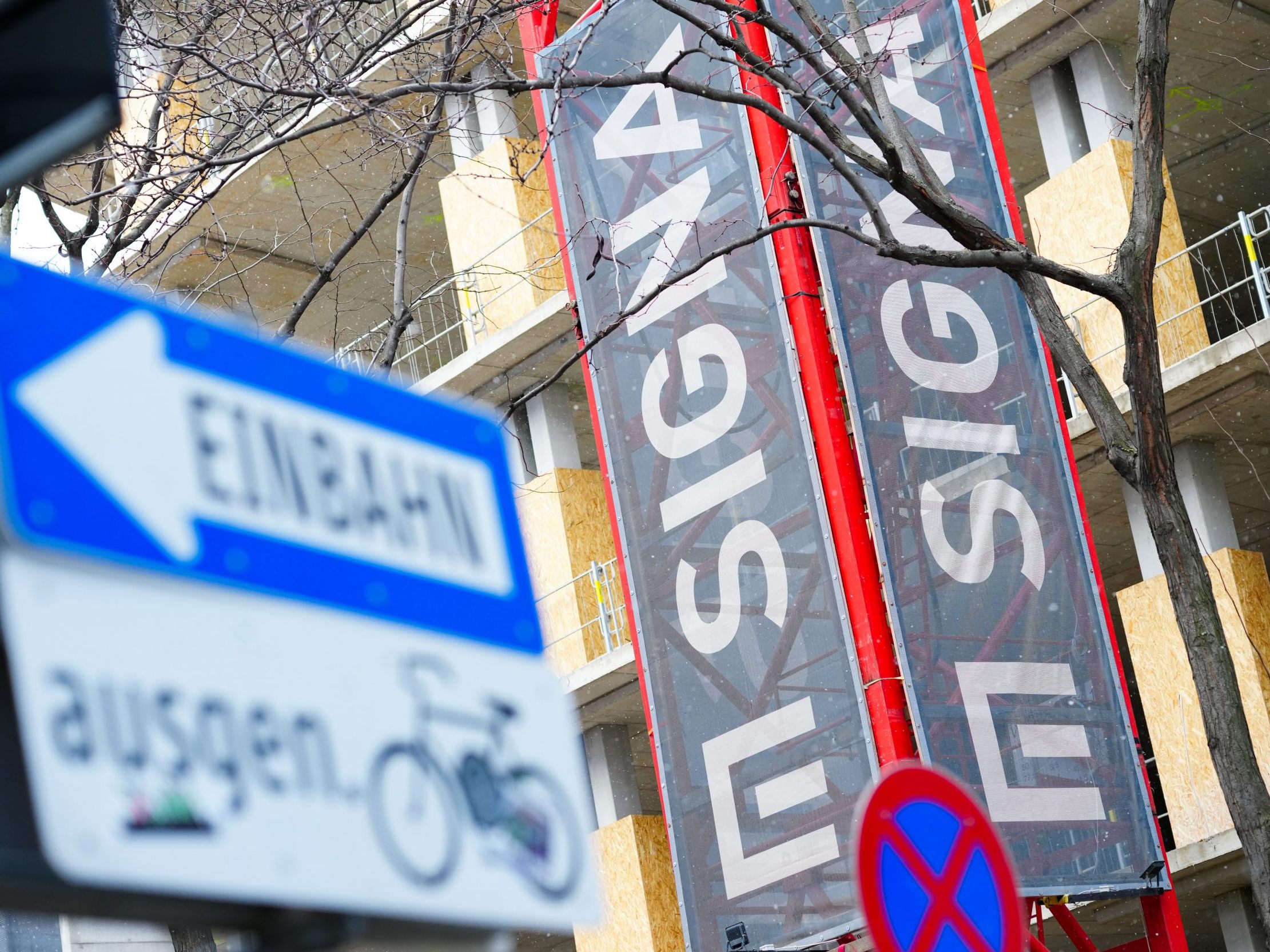 Heute finden wichtige Hauptversammlungen bei Signa Prime und Development statt.