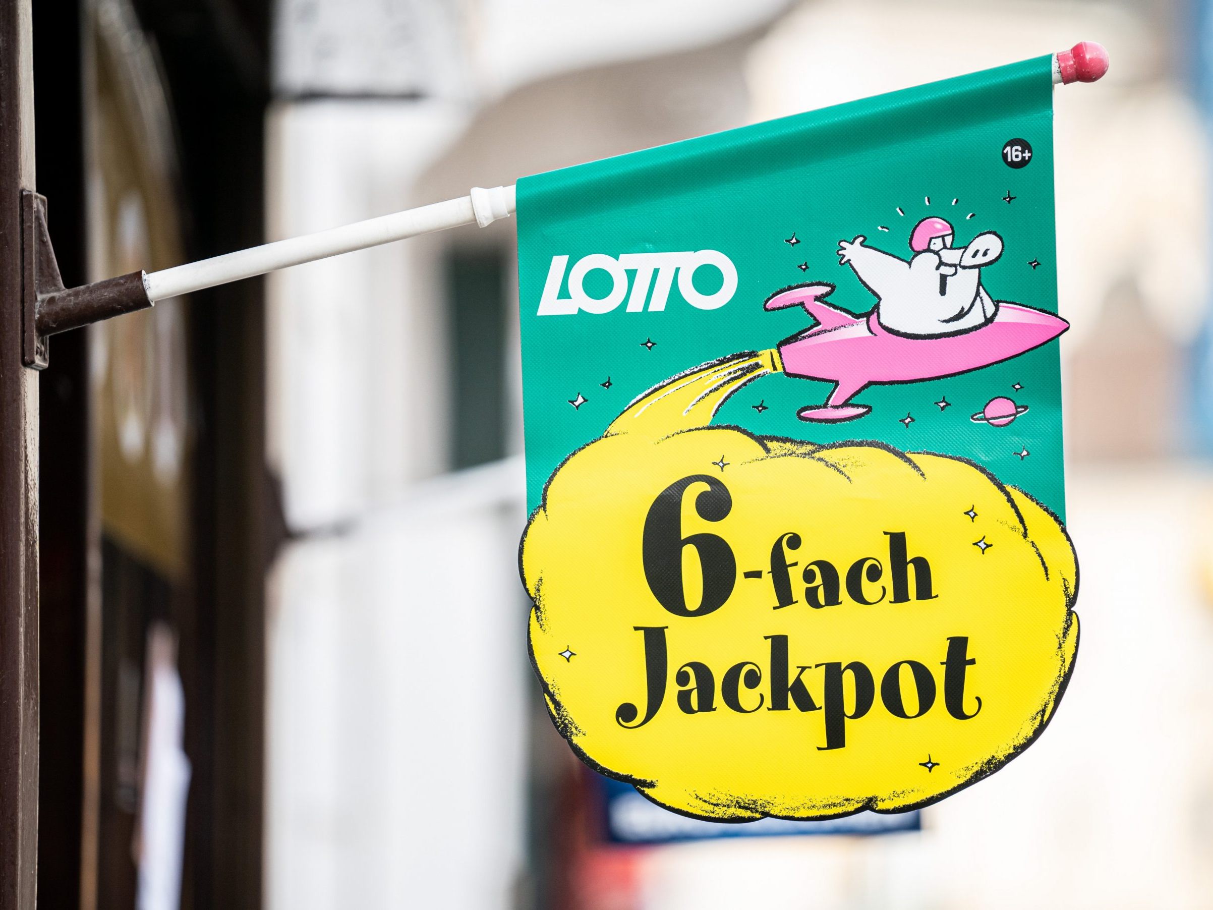 Bei Lotto gibt es heuer den ersten Sechsfachjackpot. Bei Lotto gibt es heuer den ersten Sechsfachjackpot.