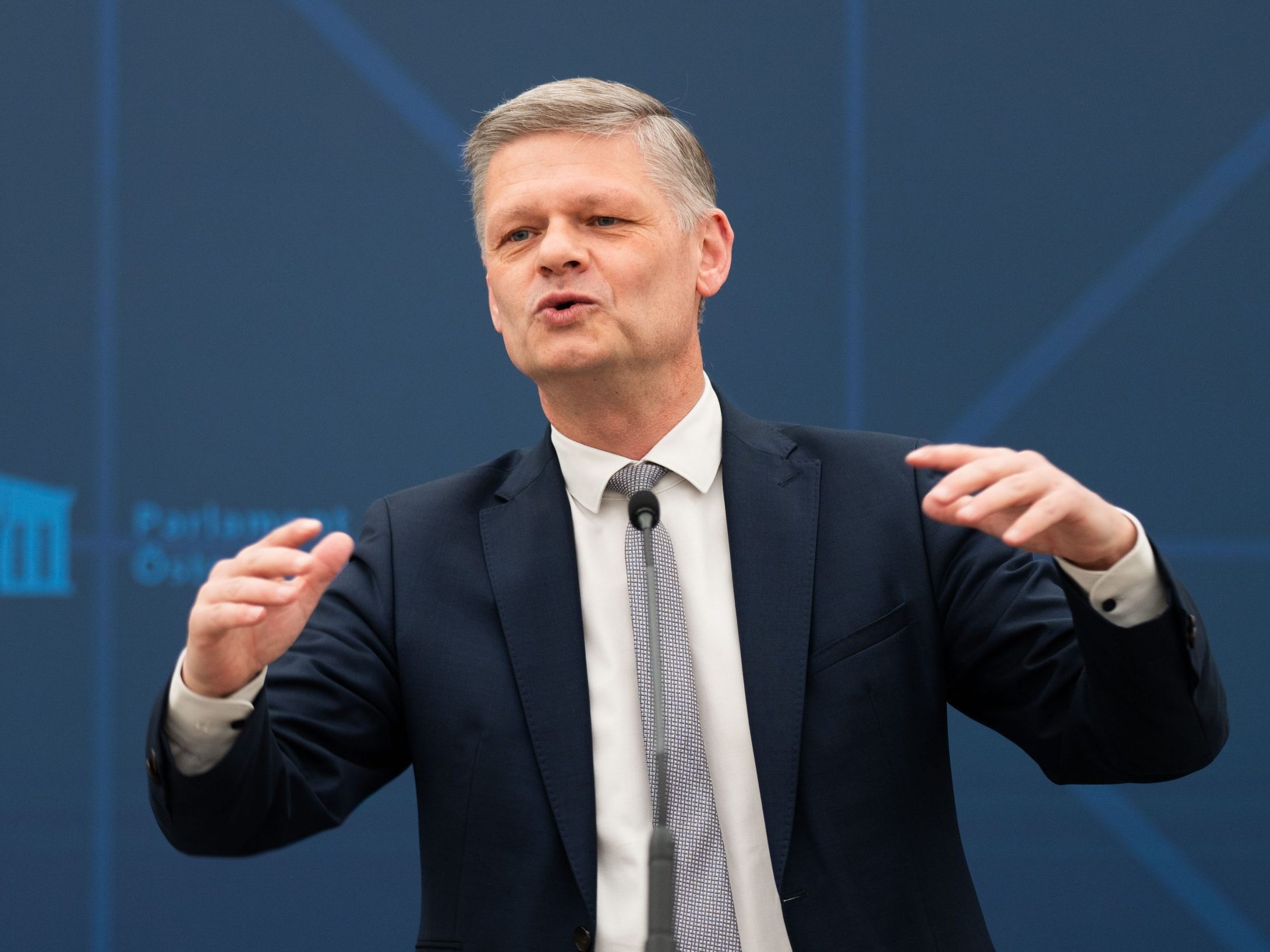 Hanger nannte Kickl "Sicherheitsrisiko". Hanger nannte Kickl "Sicherheitsrisiko".