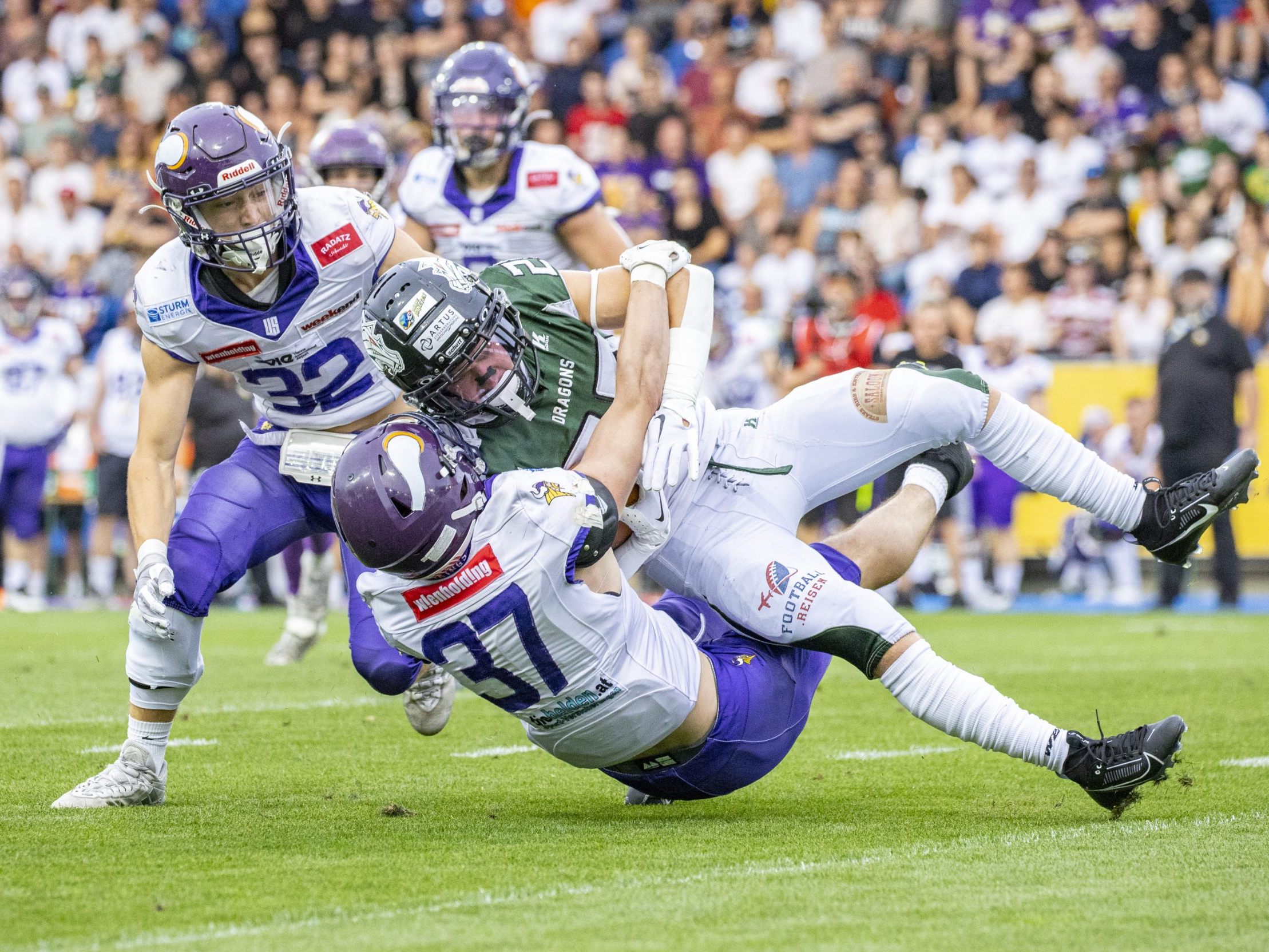 Die Vienna Vikings spielen in der ELF in Wien und Wiener Neustadt.