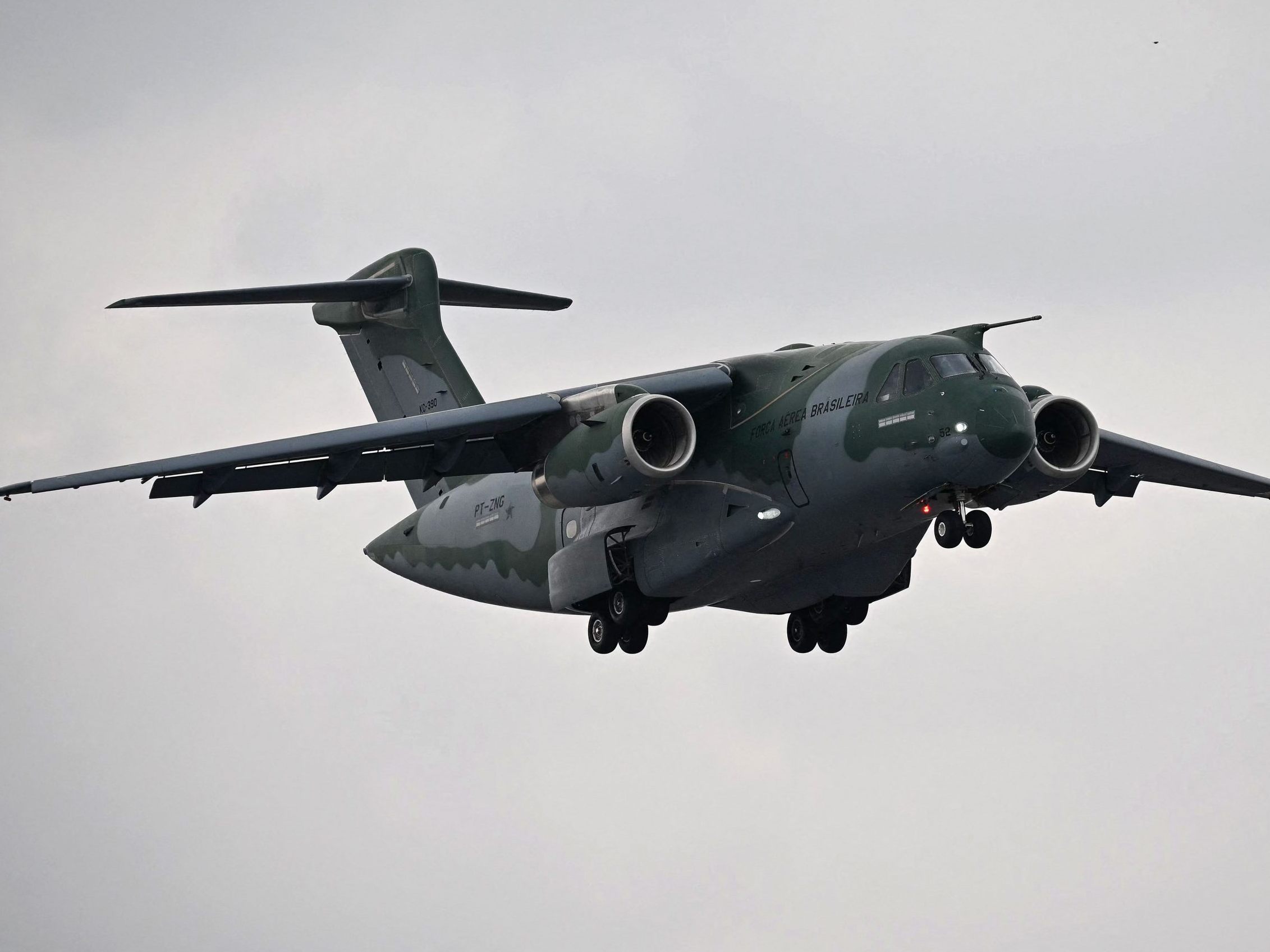 Die C-390 des brasilianischen Herstellers Embraer soll die Hercules ersetzen.