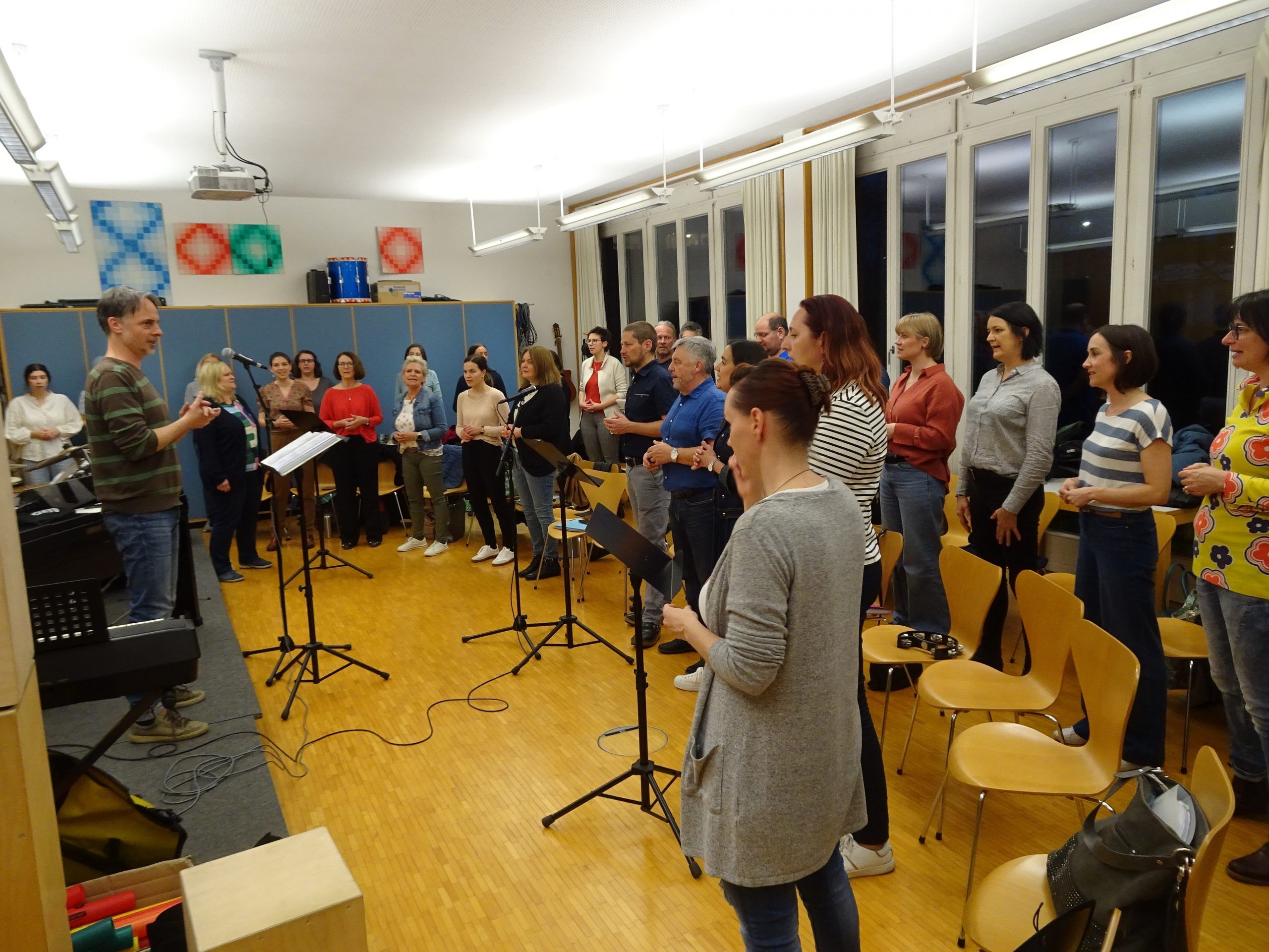 Die Proben für das SingRing-Jubiläumskonzert am 20. April laufen auf Hochtouren. Die Proben für das SingRing-Jubiläumskonzert am 20. April laufen auf Hochtouren.
