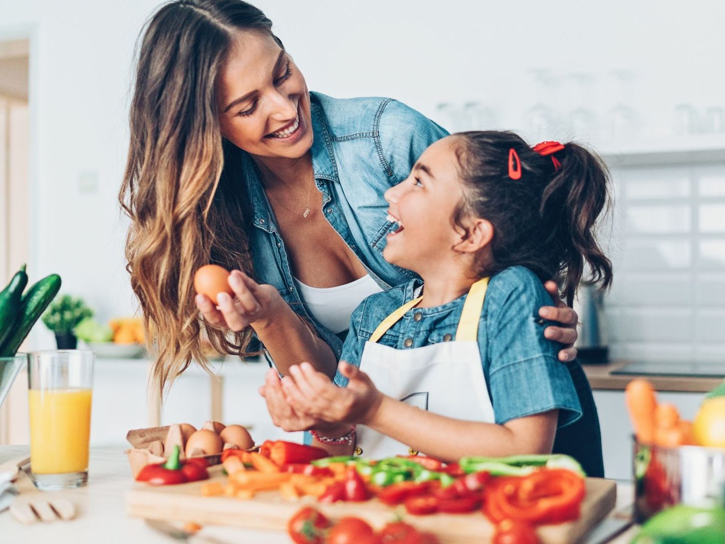 Das Thema Kinder-Ernährung lastet vor allem auf den Schultern der Mütter.