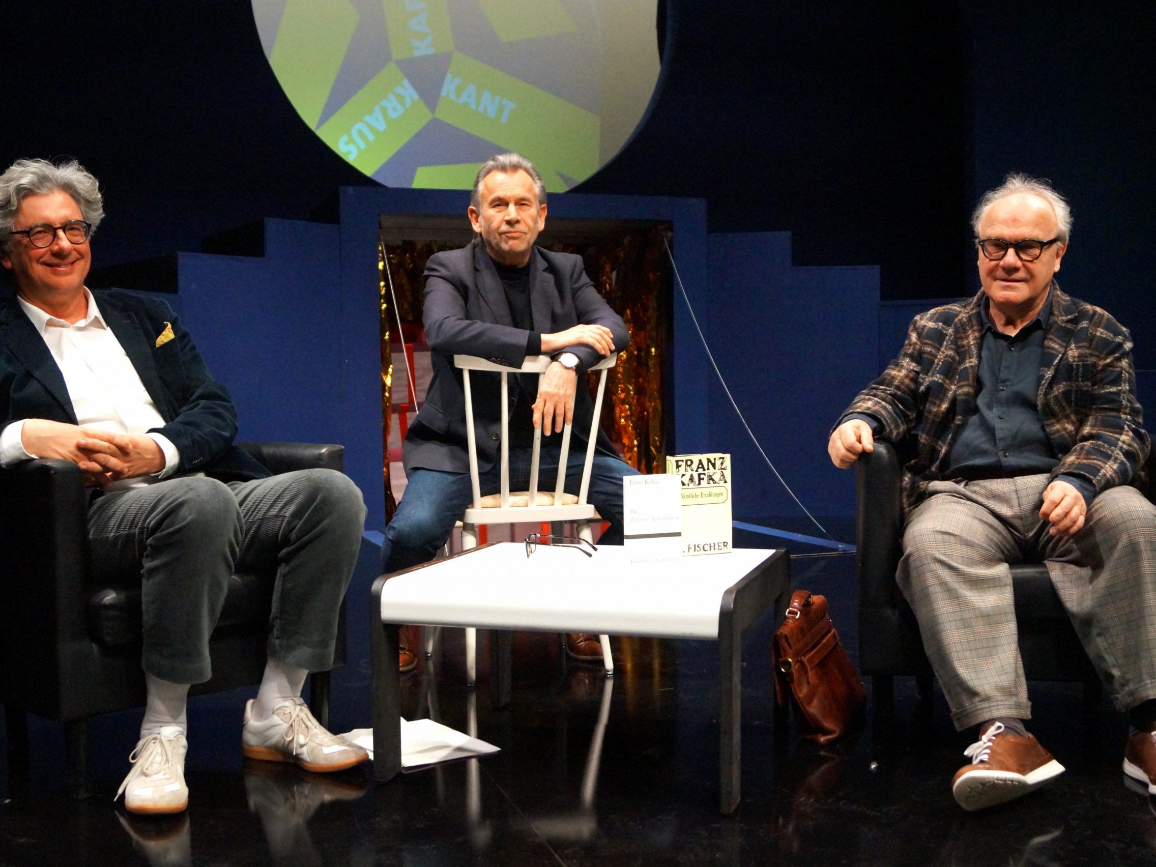 Jürgen Thaler, Hubert Dragaschnig und Michael Köhlmeier im Theater Kosmos Jürgen Thaler, Hubert Dragaschnig und Michael Köhlmeier im Theater Kosmos