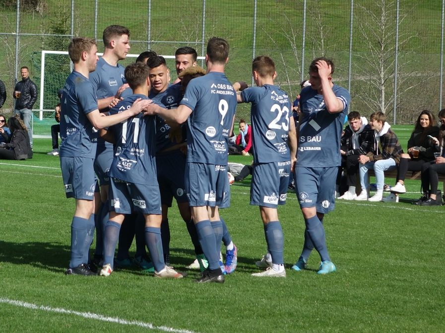 Die Andelsbucher möchten gegen Hörbranz den ersten Sieg im Frühjahr bejubeln.