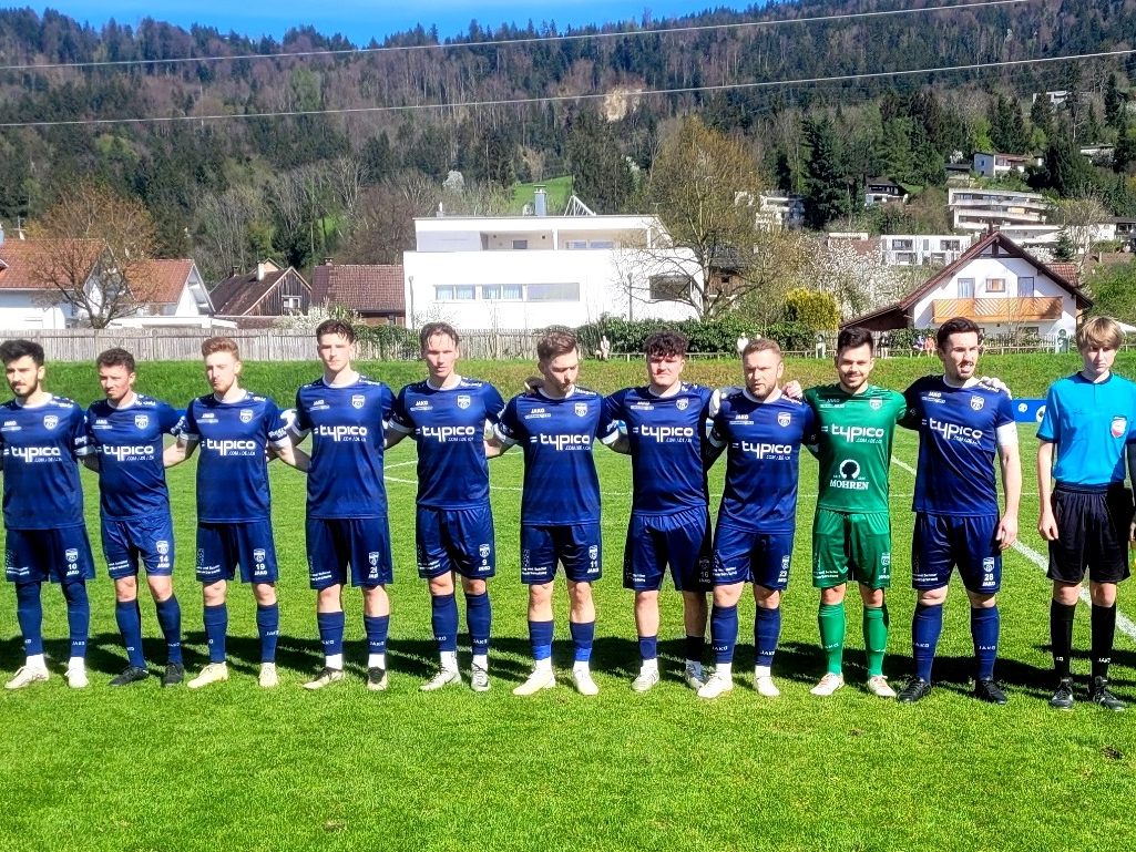 Ein volles Haus und beste Fußballstimmung: Besuchen auch Sie am Samstag im Stadion Hoferfeld das Spiel SV typico Lochau gegen die Amateure von Austria Lustenau.