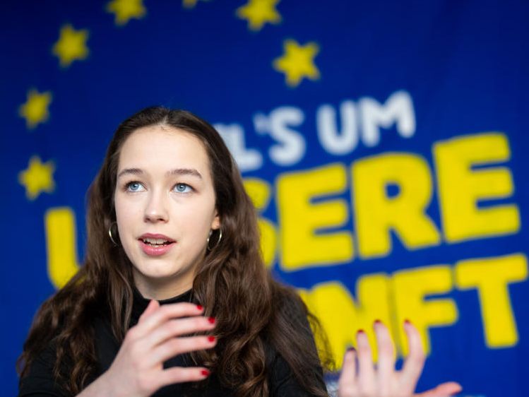 Grünen-Spitzenkandidatin Lena Schilling im Portrait. Grünen-Spitzenkandidatin Lena Schilling im Portrait.