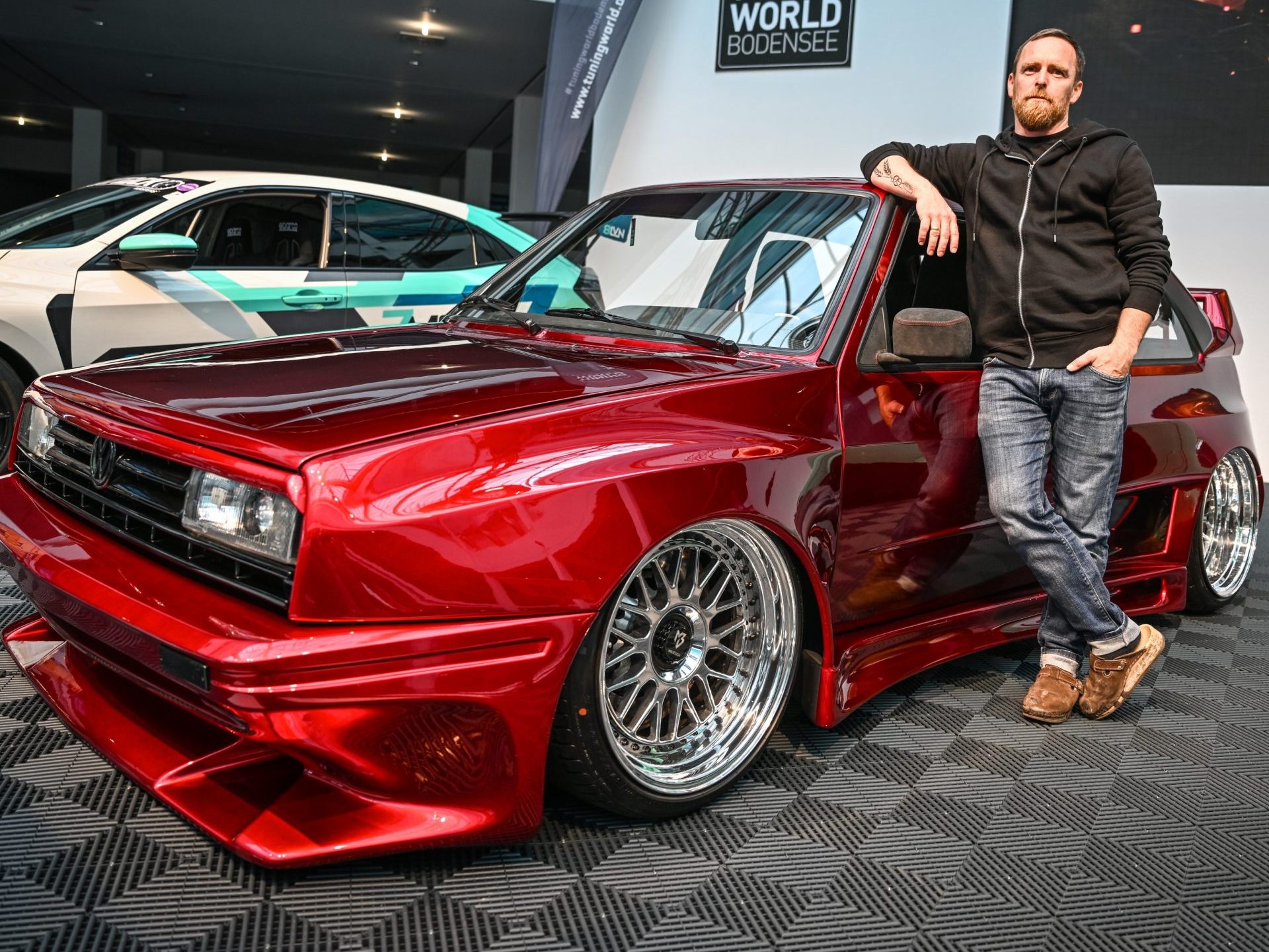 René Lang aus Vorarlberg mit seinem VW Golf 2 Rieger GTO R32 bei der Tuning World Bodensee 2023. René Lang aus Vorarlberg mit seinem VW Golf 2 Rieger GTO R32 bei der Tuning World Bodensee 2023.