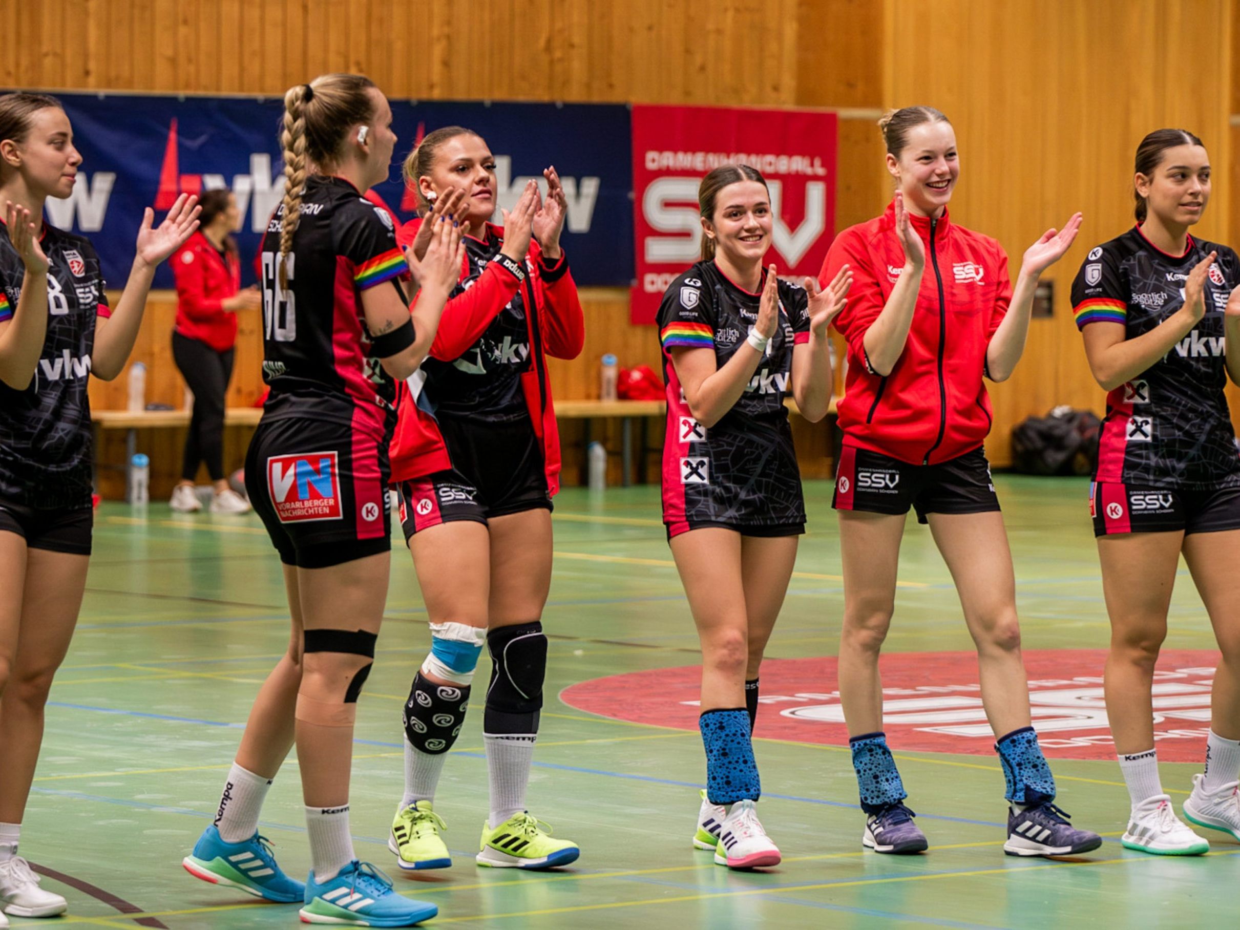 Die SSV-Girls wollen auch am Samstag nach dem Spiel in Eggenburg über einen wichtigen Schritt Richtung Rückkehr in die WHA jubeln Die SSV-Girls wollen auch am Samstag nach dem Spiel in Eggenburg über einen wichtigen Schritt Richtung Rückkehr in die WHA jubeln