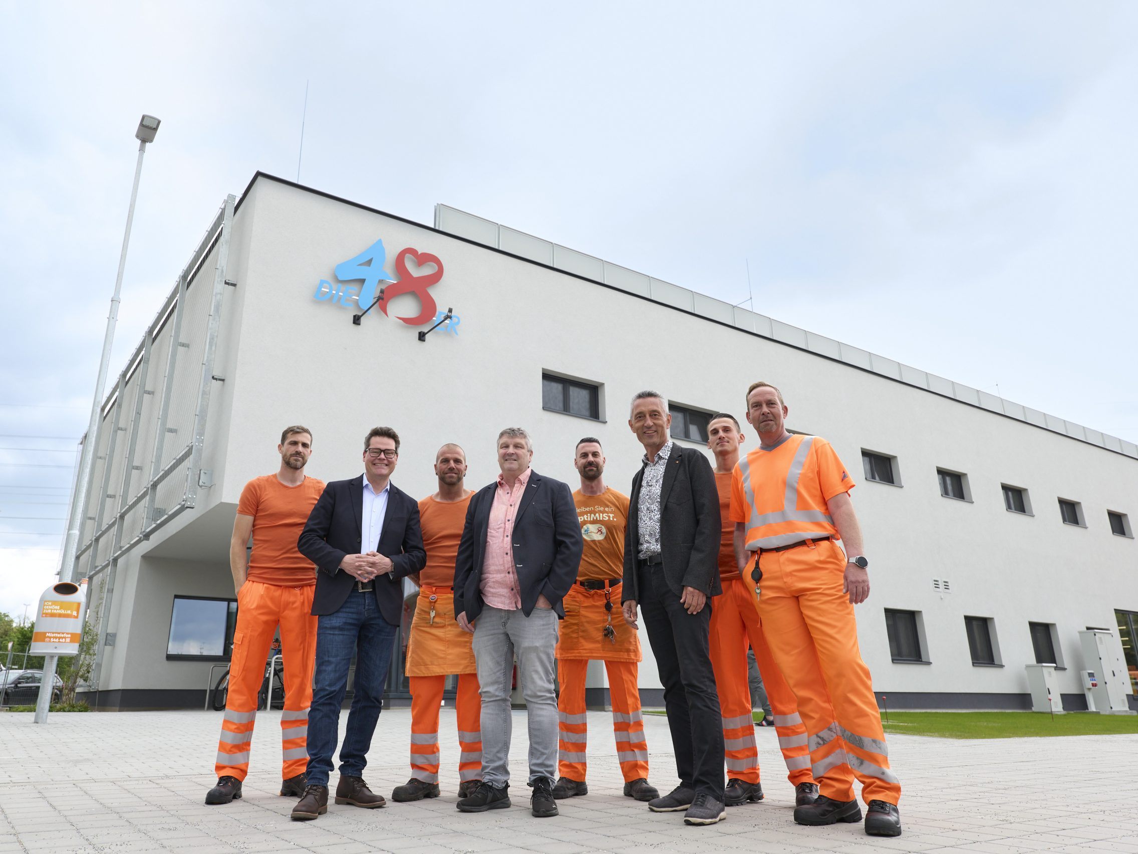 Der erste Wiener Gebäude mit Recyclingbeton ist eine MA48-Mitarbeiterunterkunft. Der erste Wiener Gebäude mit Recyclingbeton ist eine MA48-Mitarbeiterunterkunft.