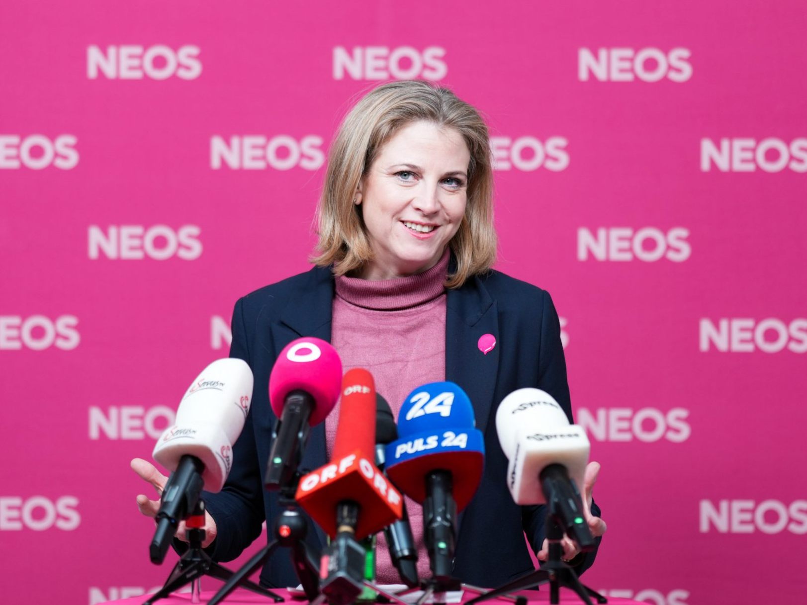 NEOS-Chefin Meinl-Reisinger fordert eine Taskforce zur Spionage-Affäre. NEOS-Chefin Meinl-Reisinger fordert eine Taskforce zur Spionage-Affäre.