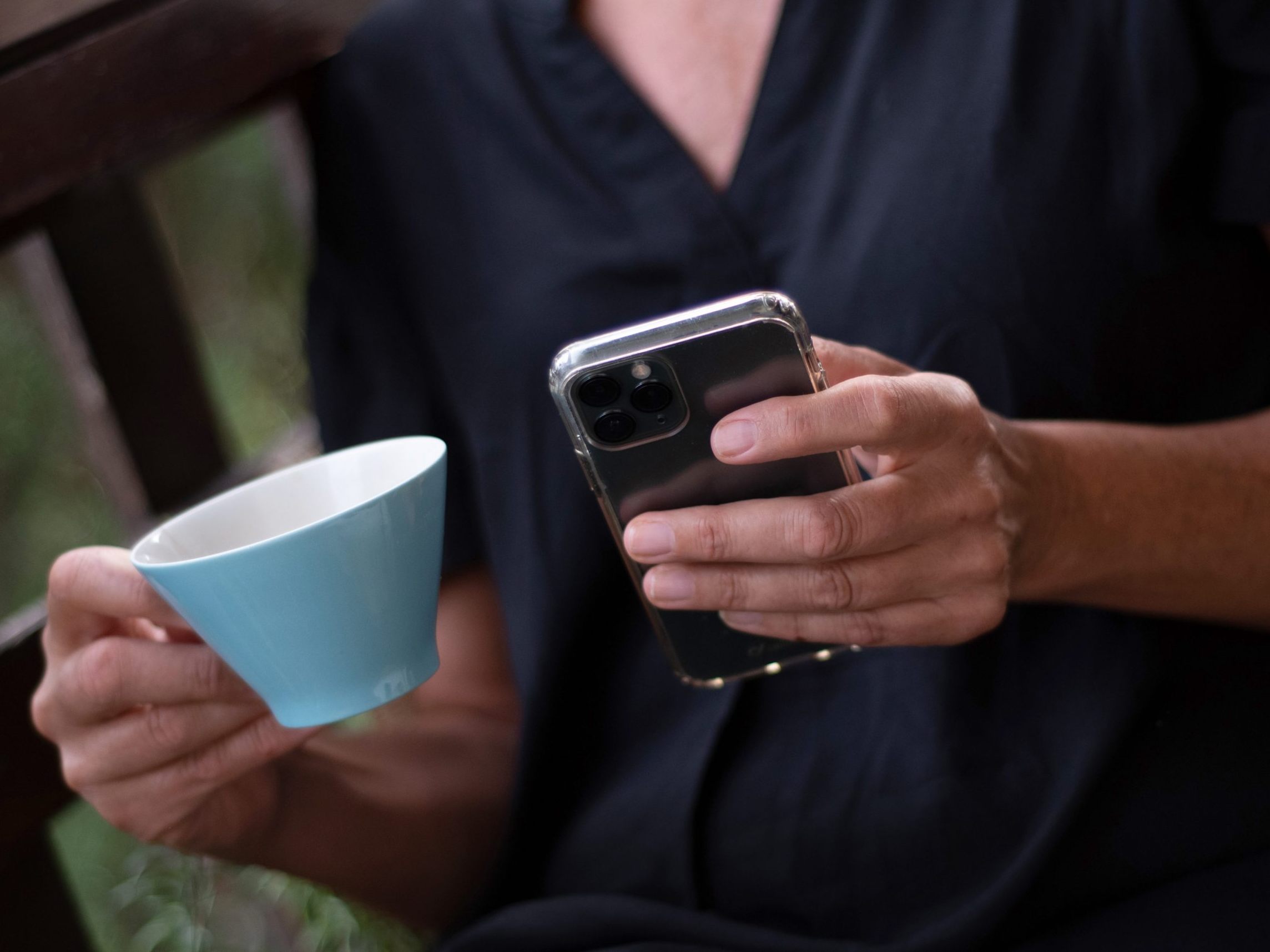 Erste Klagen gegen Mobilfunk-Servicepauschalen waren erfolgreich.